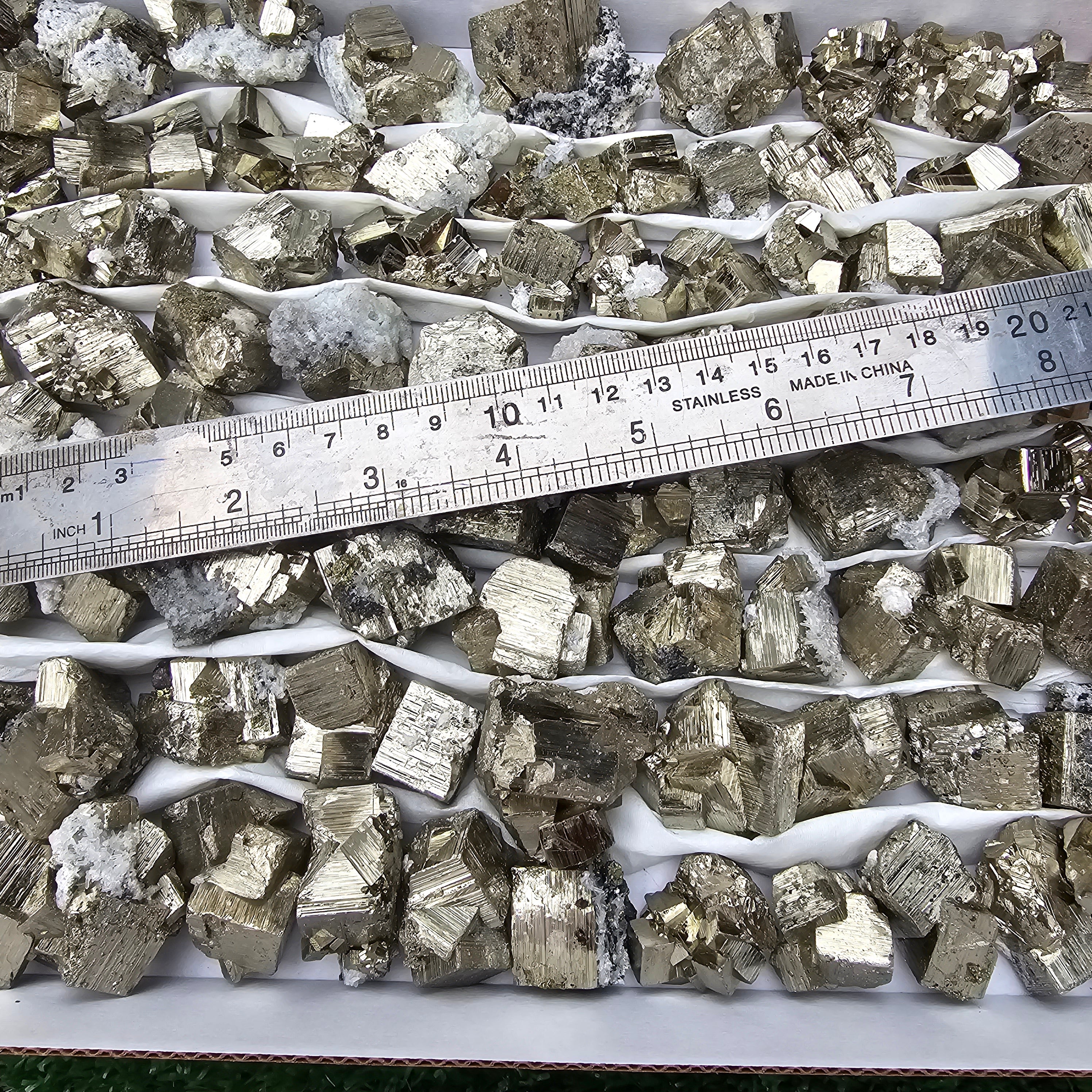 90 pc pyrite Cubic
