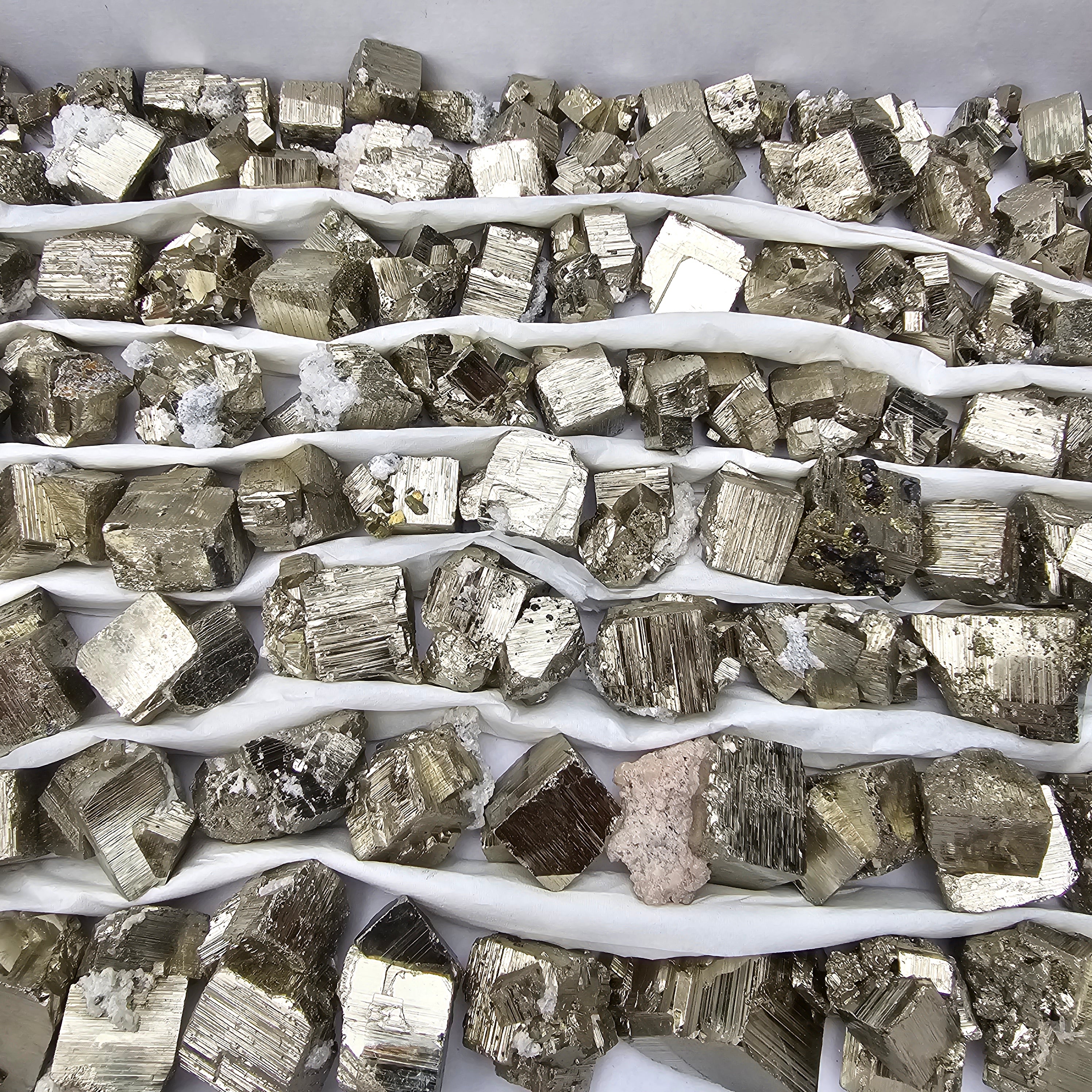 97 pc pyrite Cubic