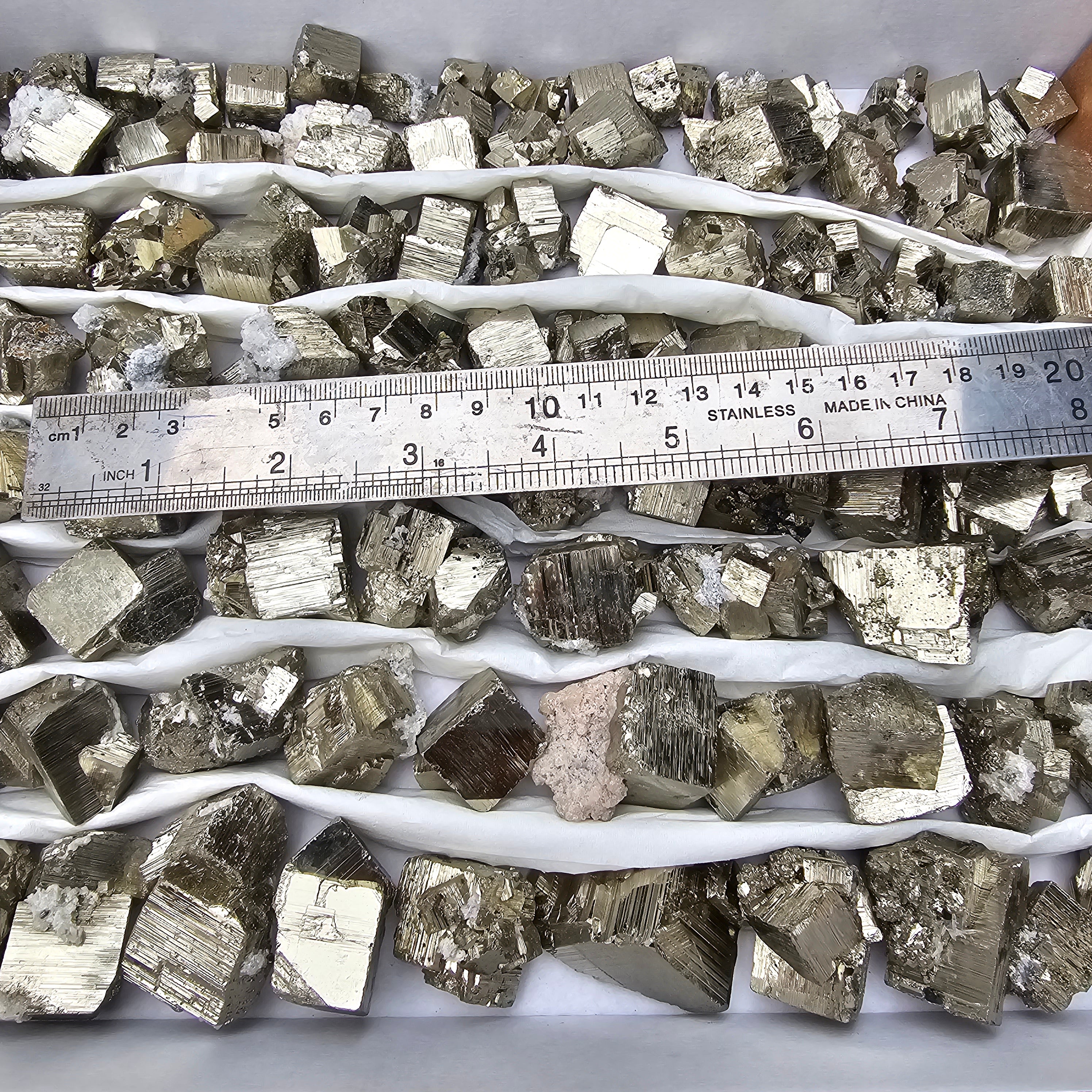 97 pc pyrite Cubic