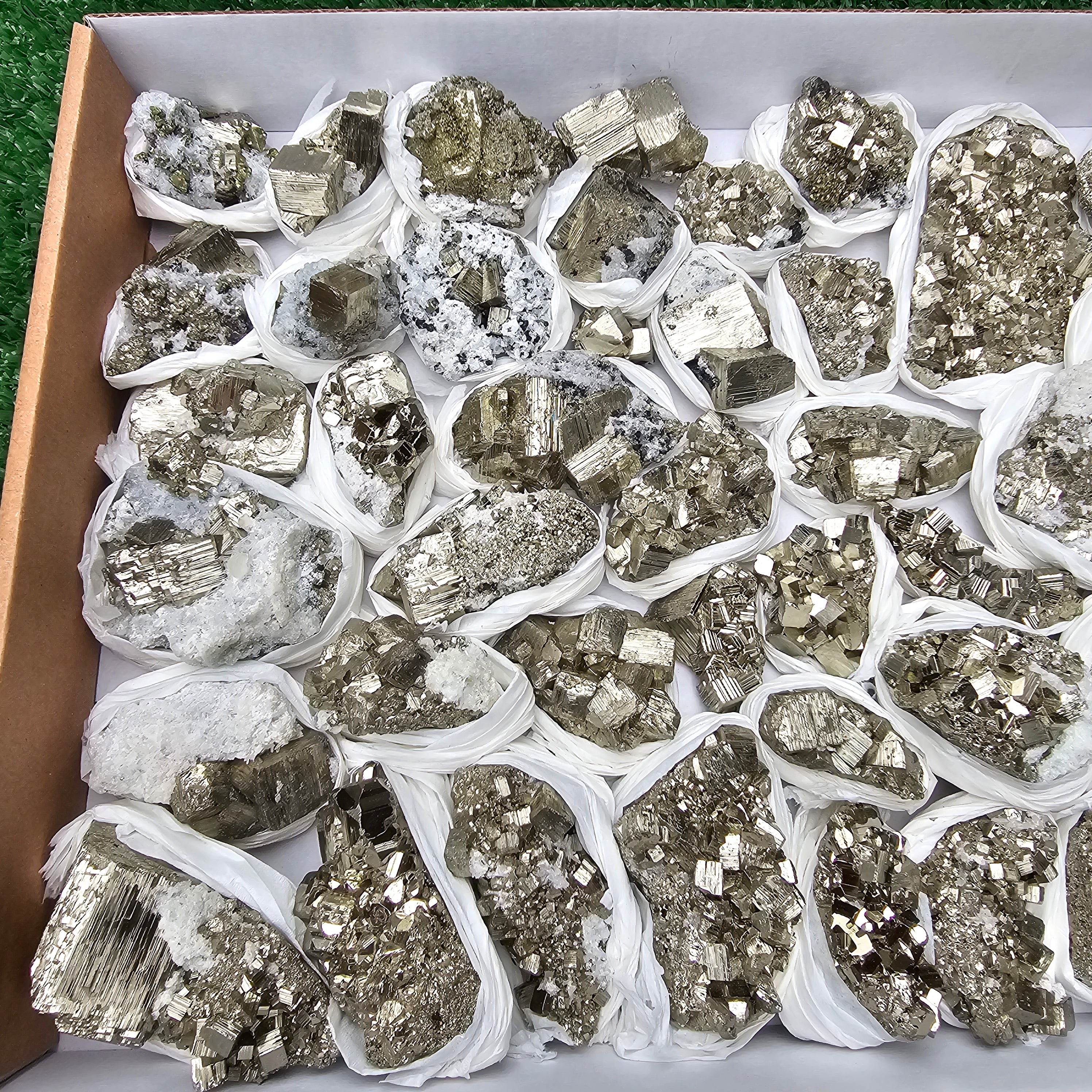 42 pc pyrite Cubic