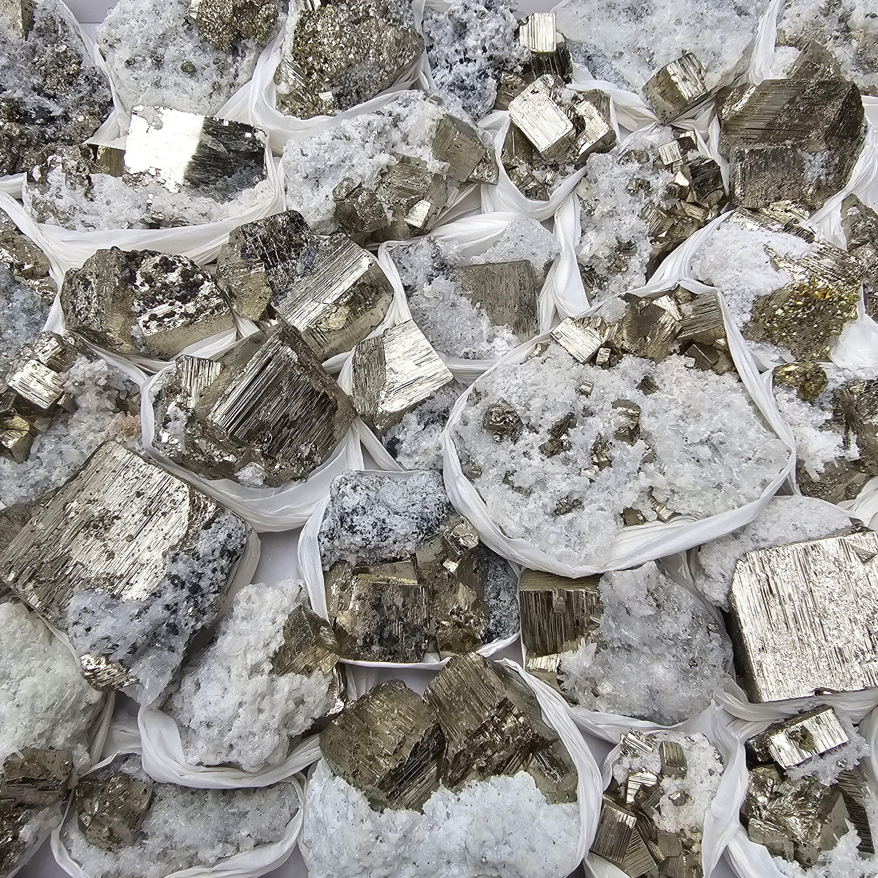 39 pc pyrite Cubic