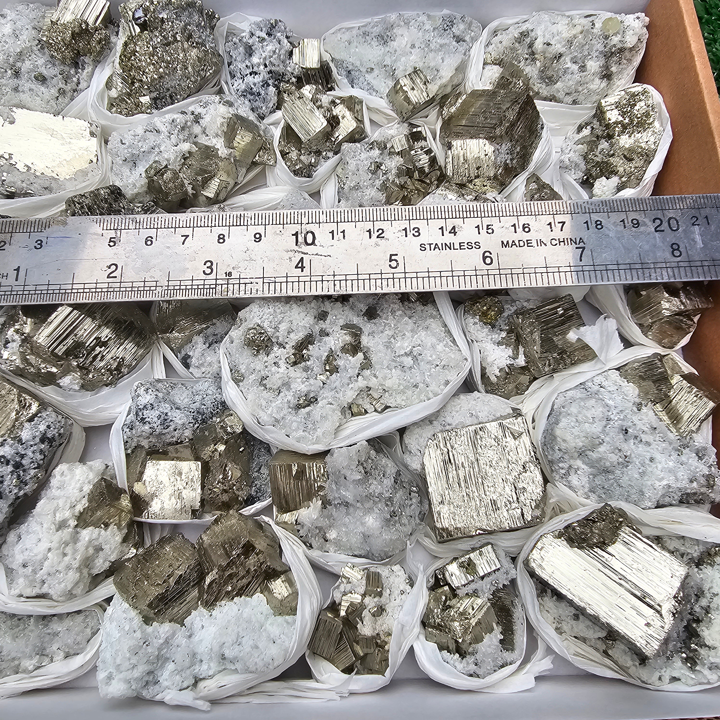 39 pc pyrite Cubic