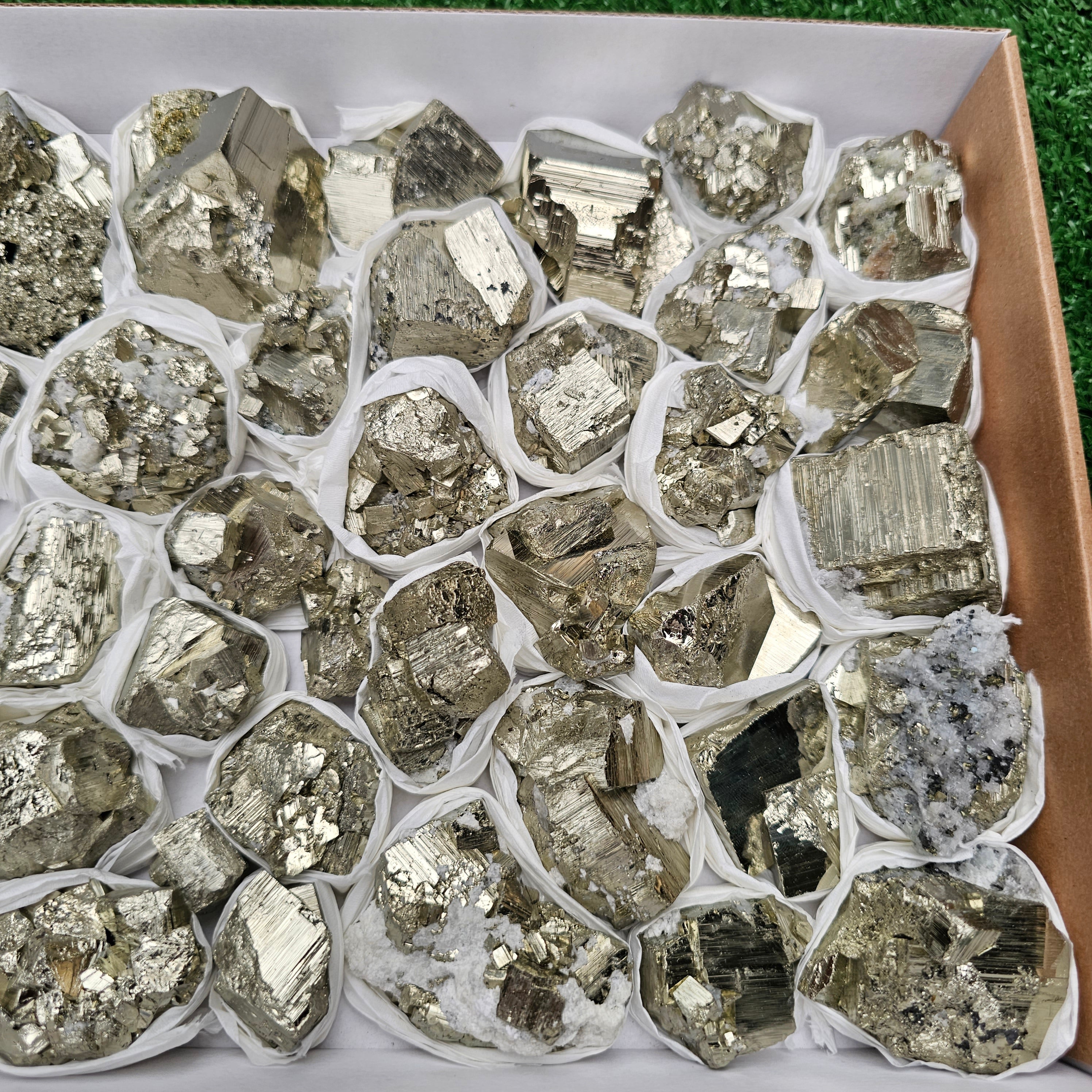 42 pc pyrite Cubic