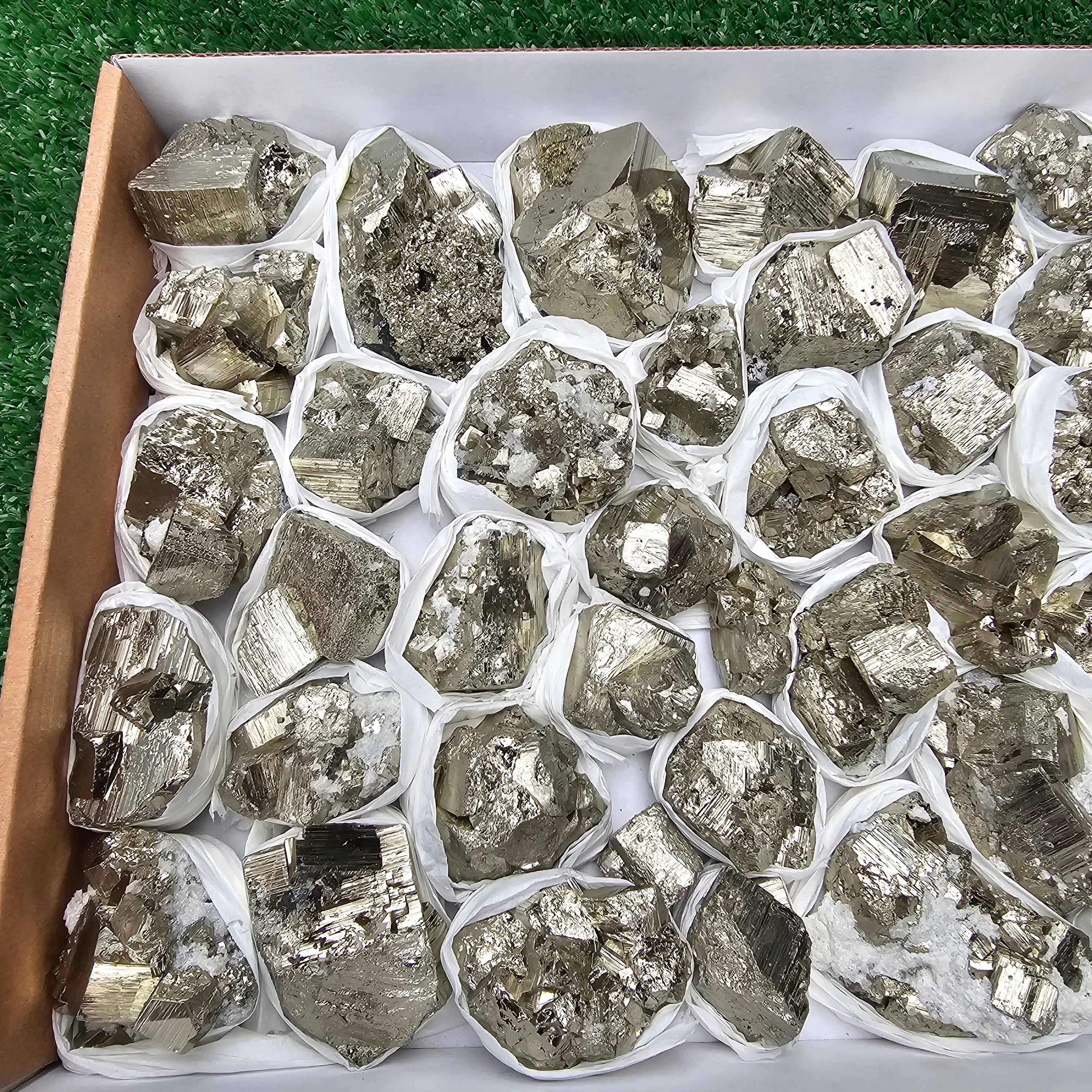 42 pc pyrite Cubic