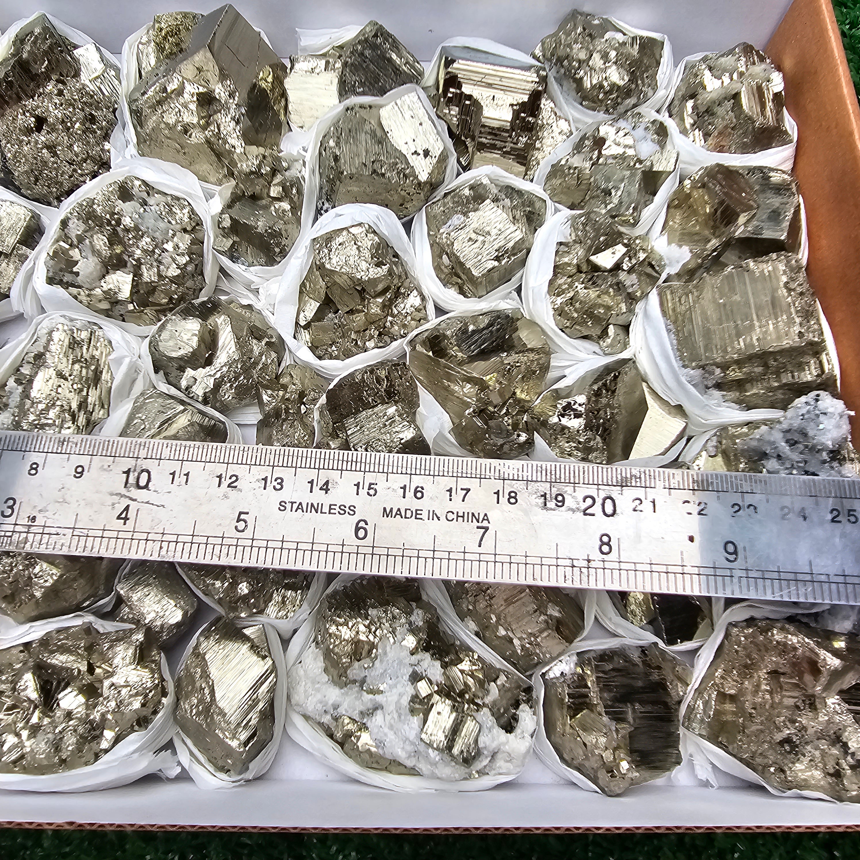 42 pc pyrite Cubic