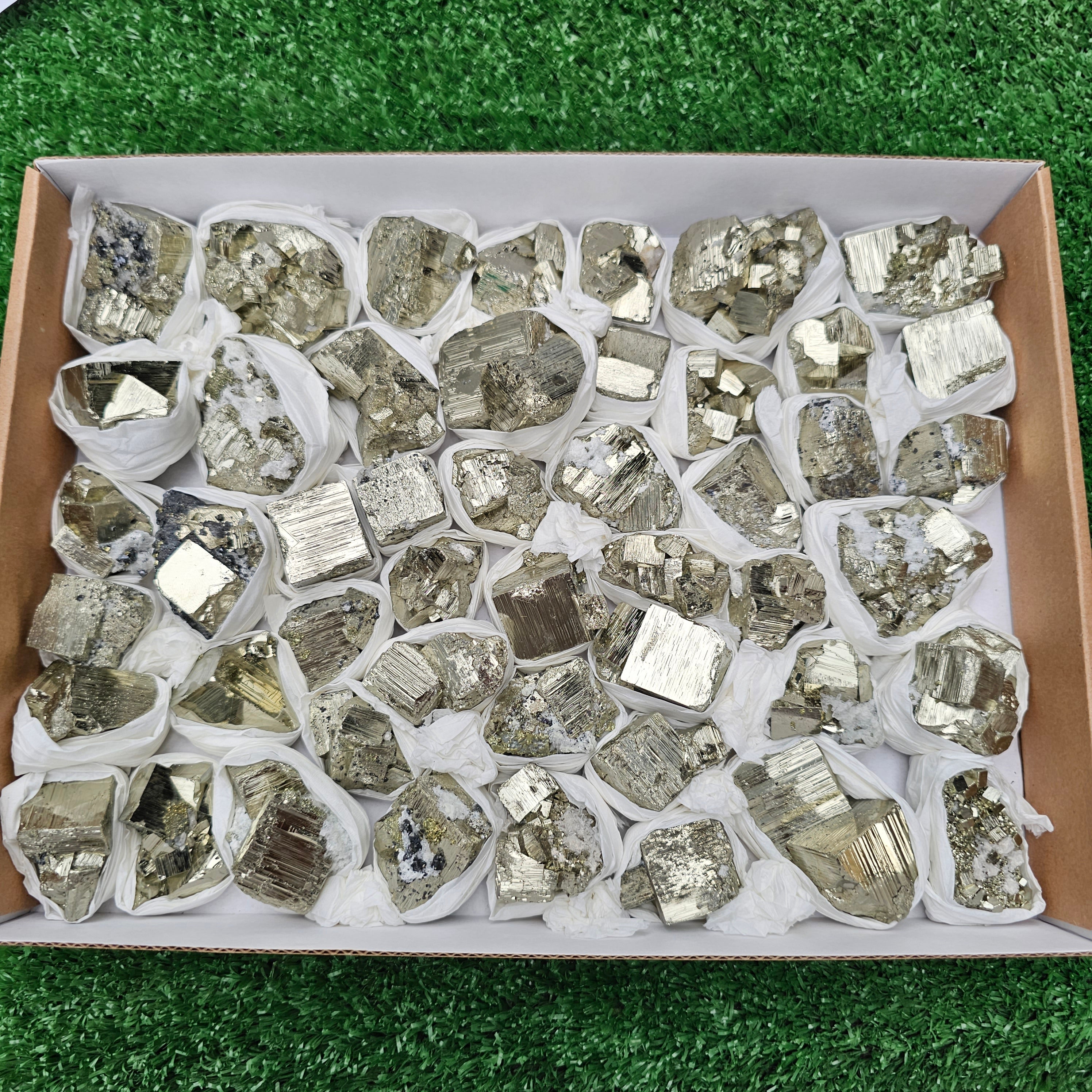 48 pc pyrite Cubic