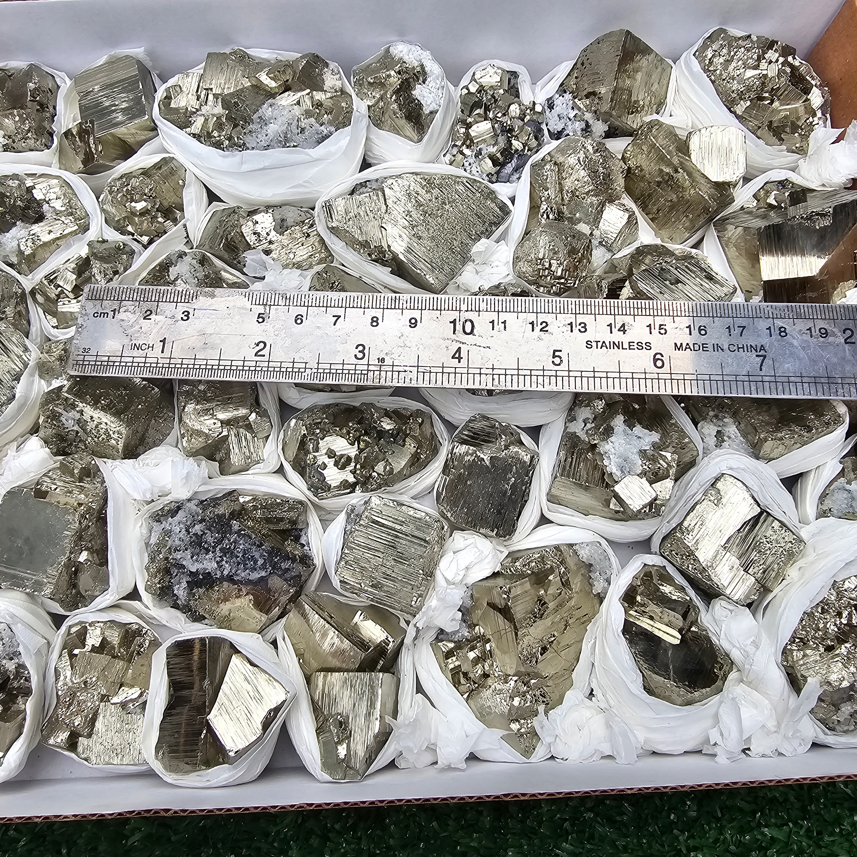 42 pc pyrite Cubic