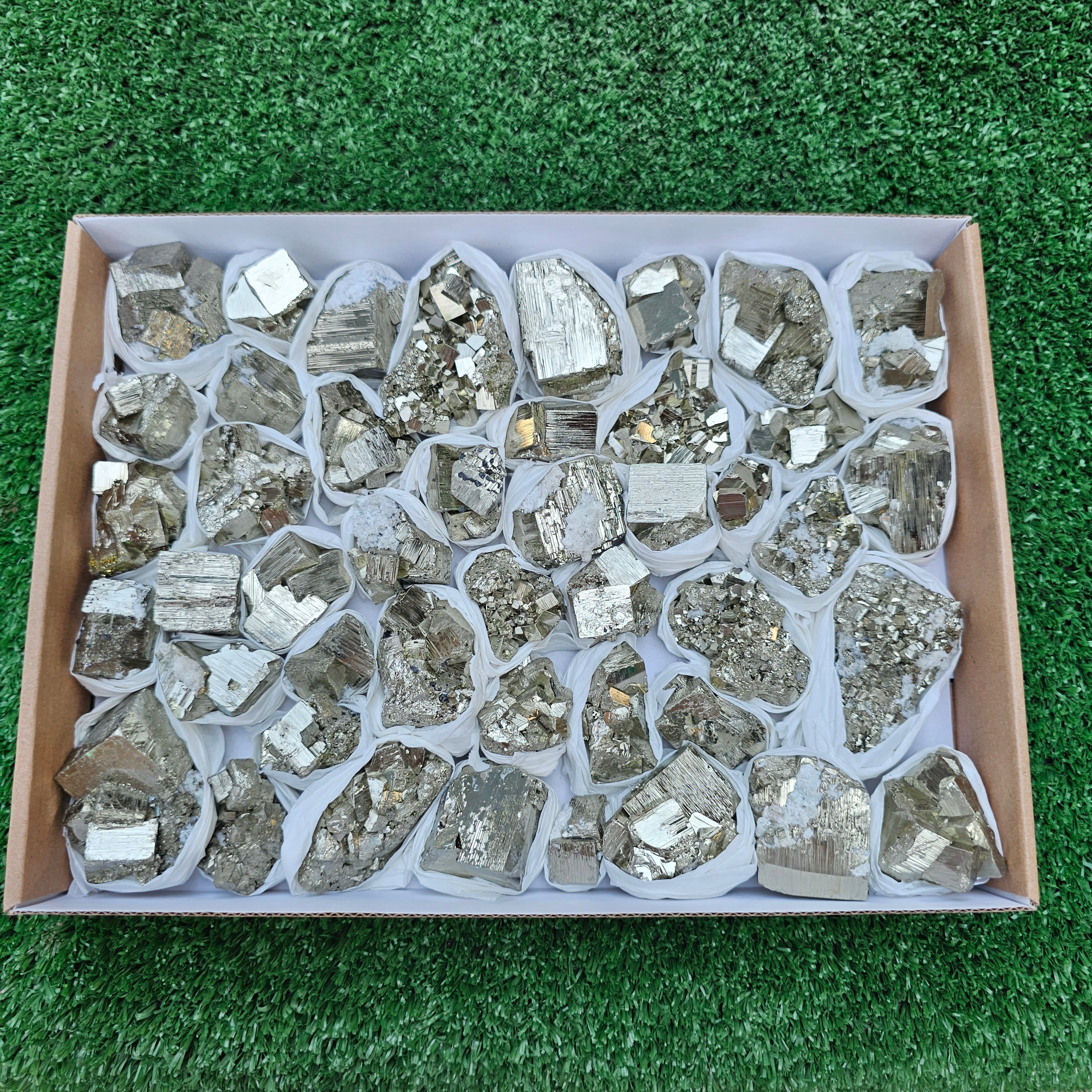 45 pc Box Pyrite Cubic