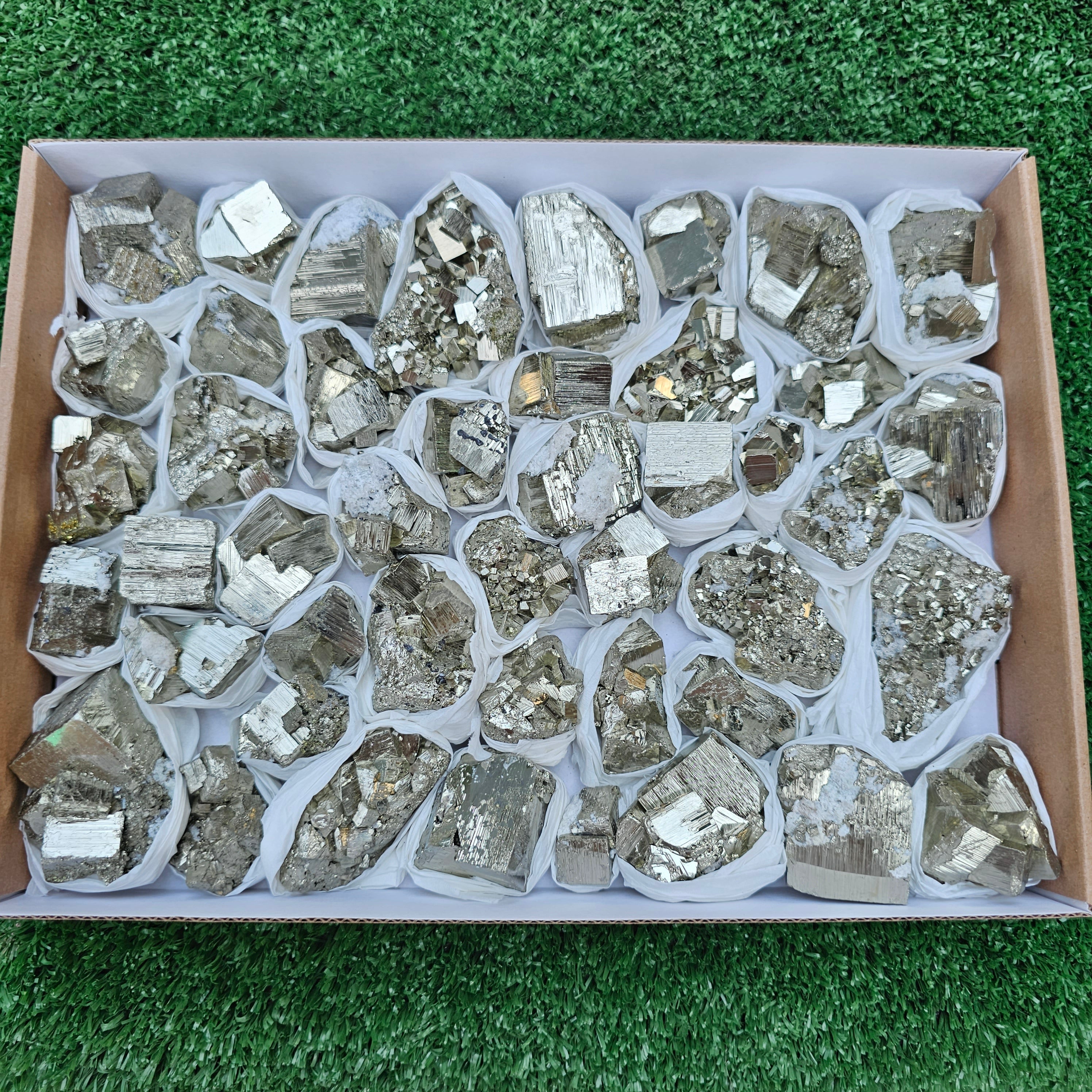 45 pc Box Pyrite Cubic