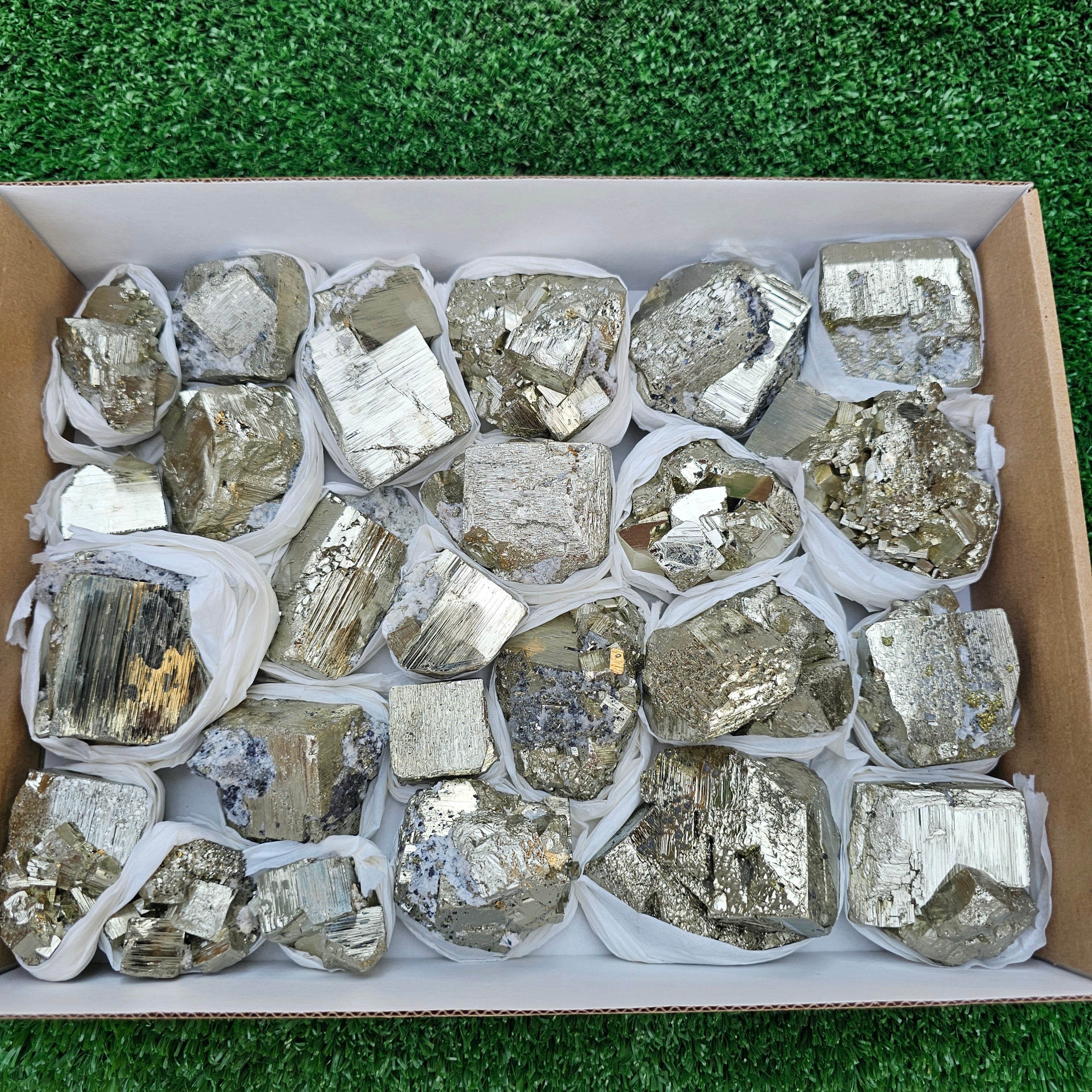 25 pc Pyrite Cubic