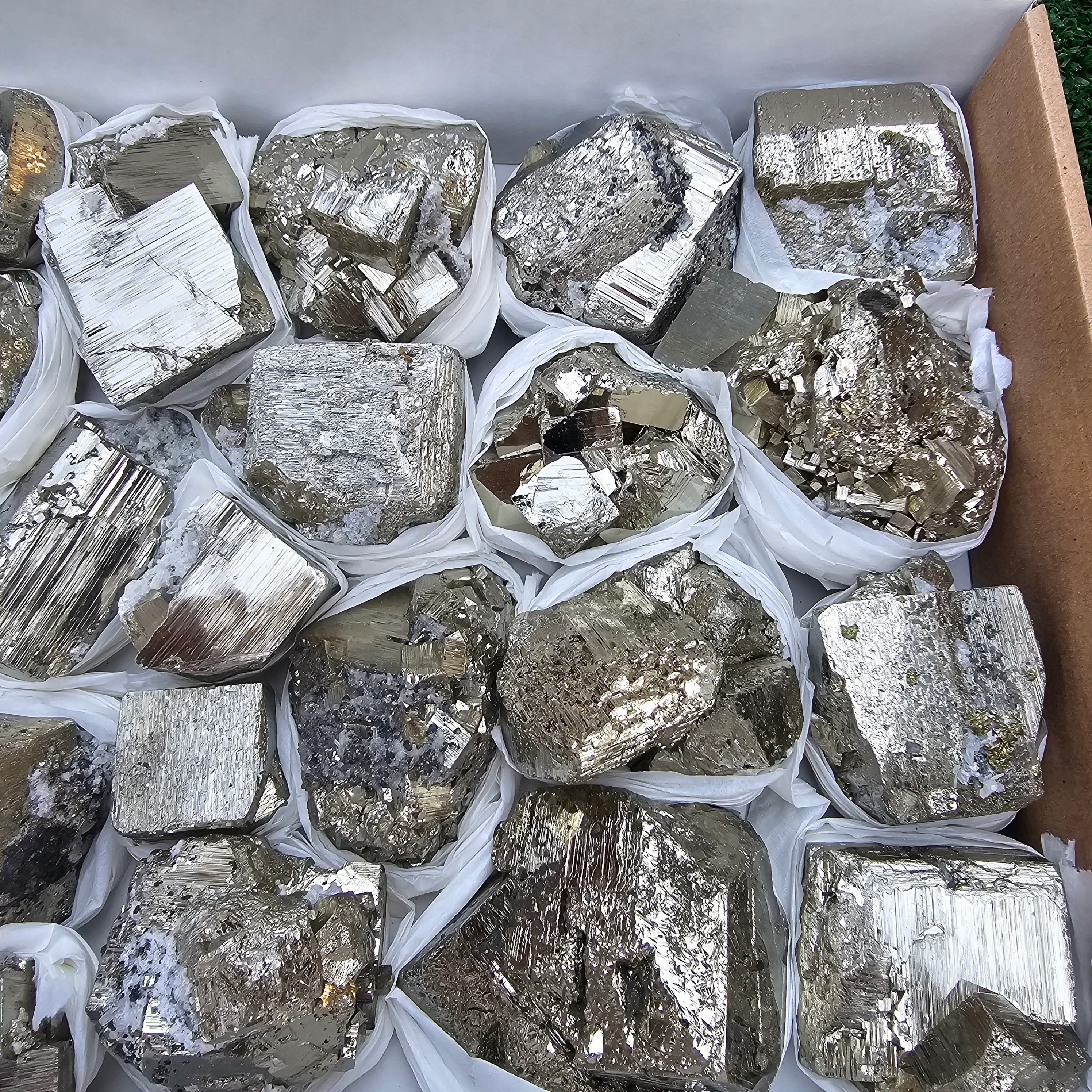 25 pc Pyrite Cubic