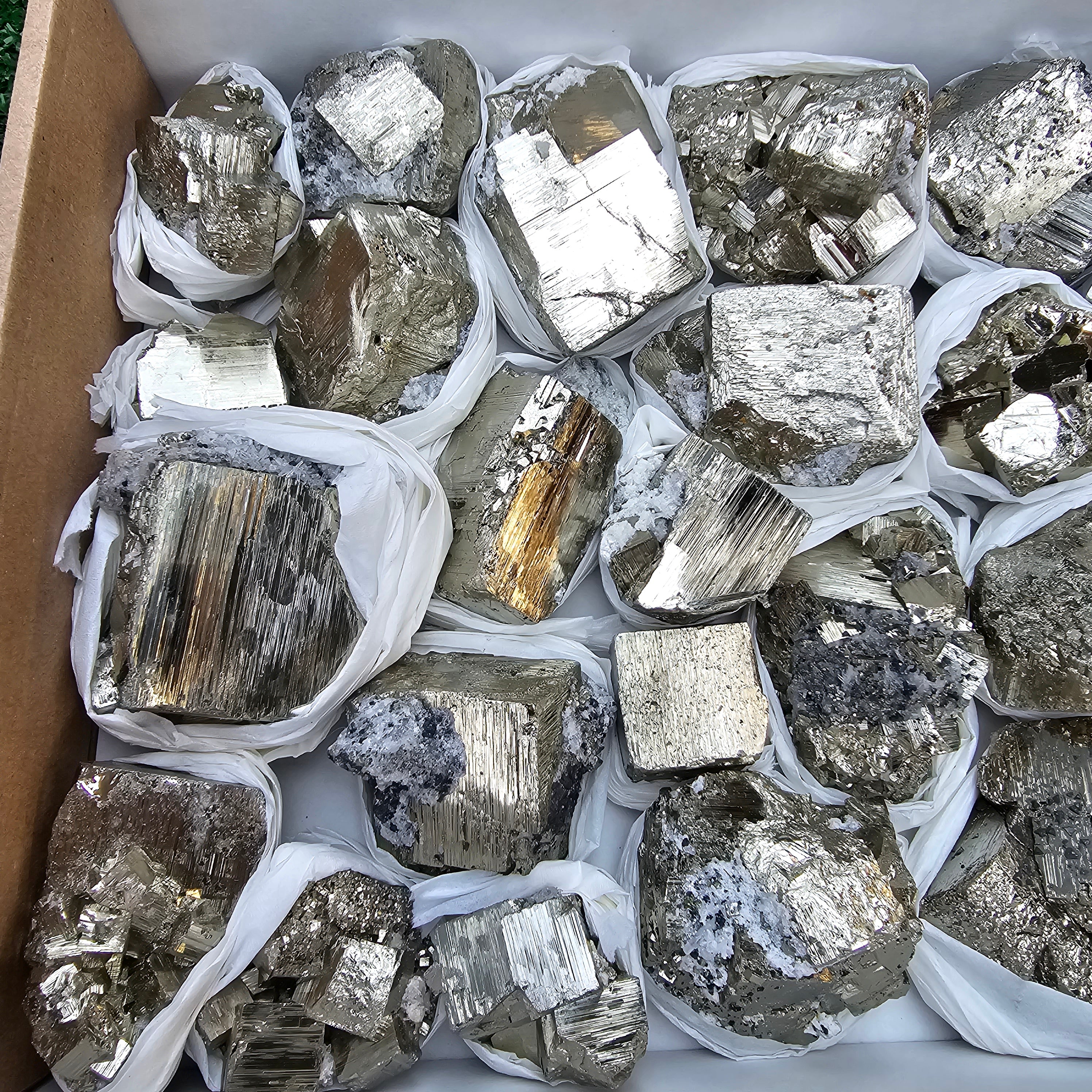 25 pc Pyrite Cubic