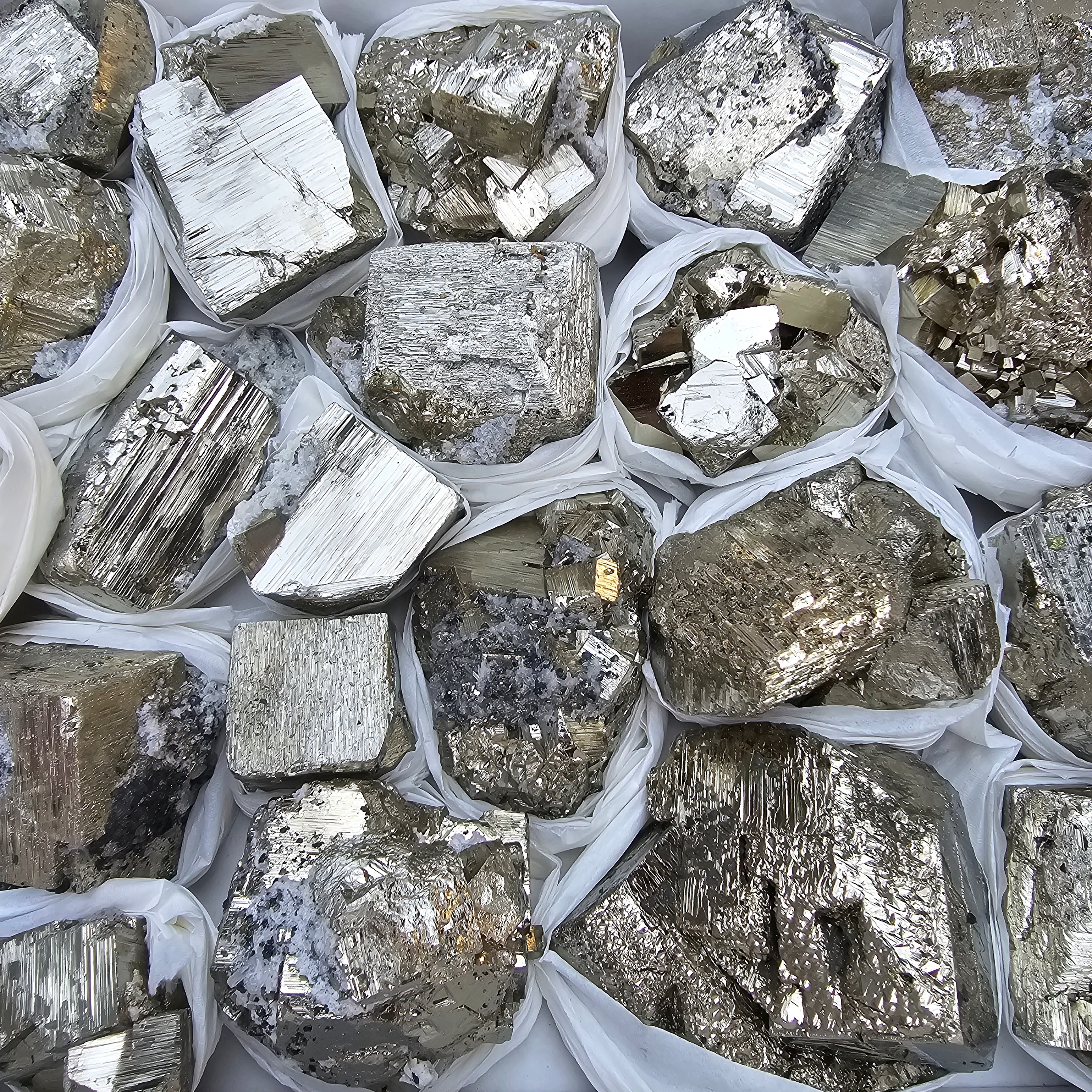 25 pc Pyrite Cubic