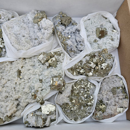 10 pc Pyrite Cubic with calcite flourecent