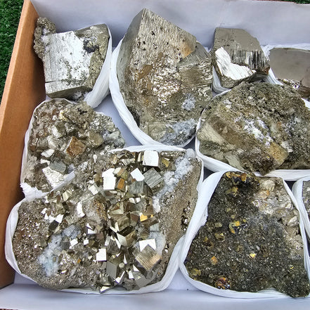 10 pc Pyrite Cubic