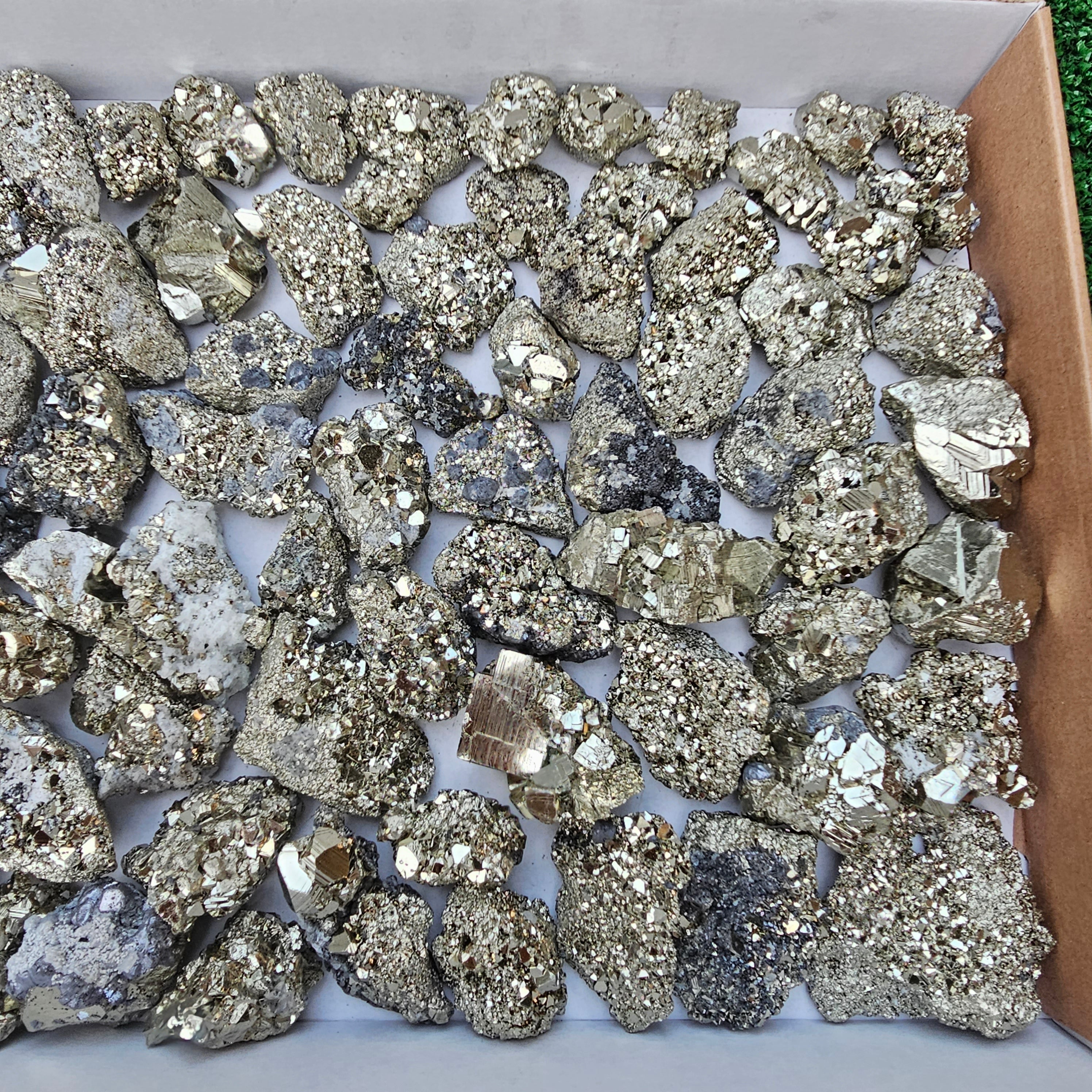 72 pc pyrite octahedral