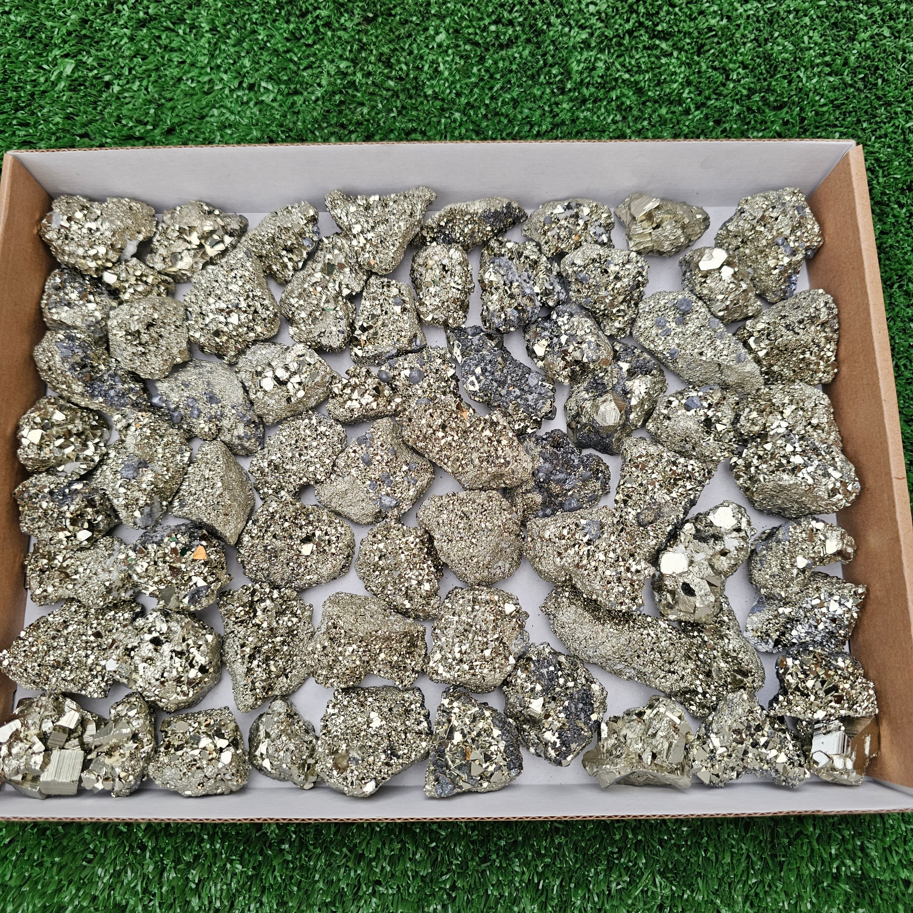 67 pc pyrite octahedral