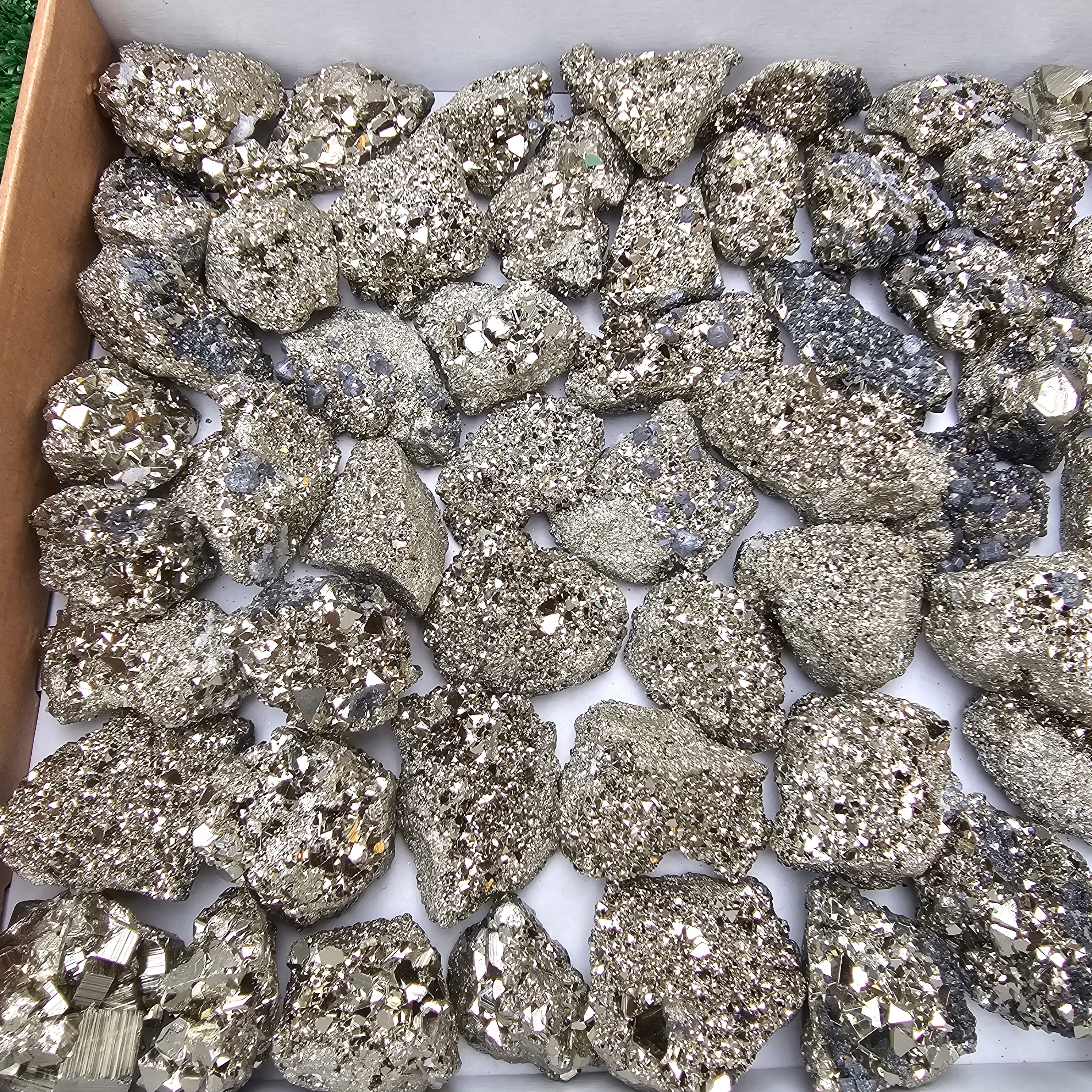67 pc pyrite octahedral