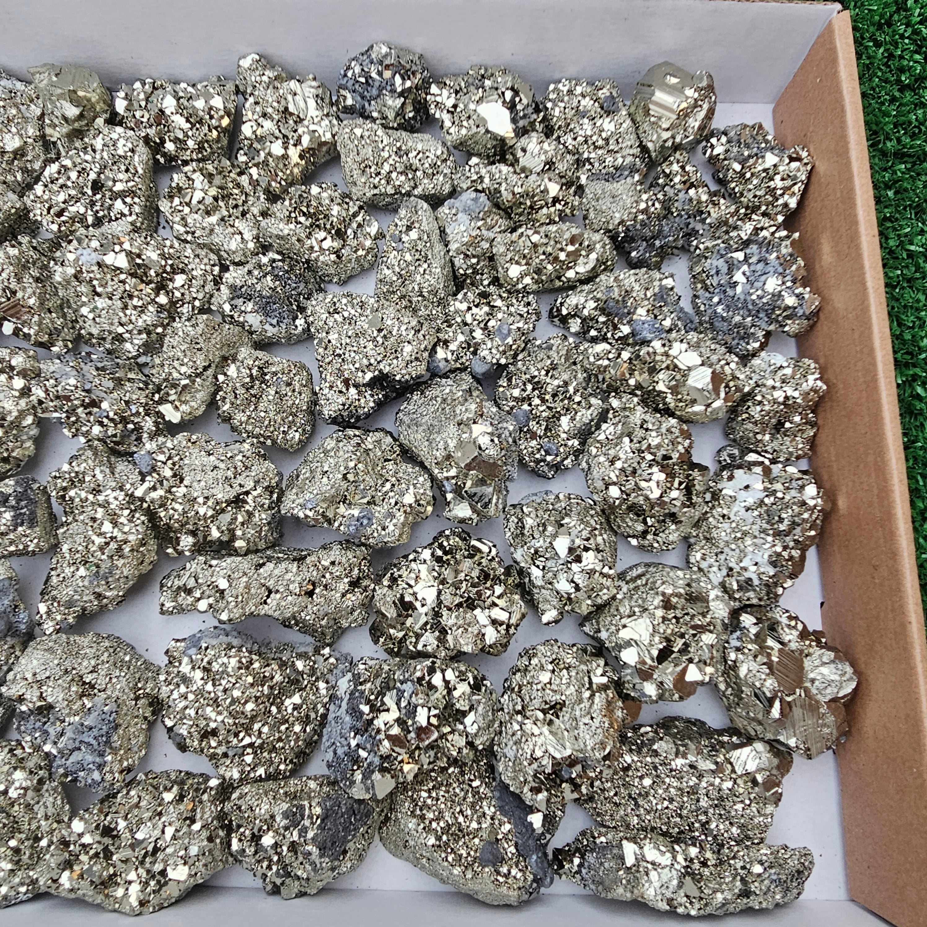 71 pc pyrite octahedral