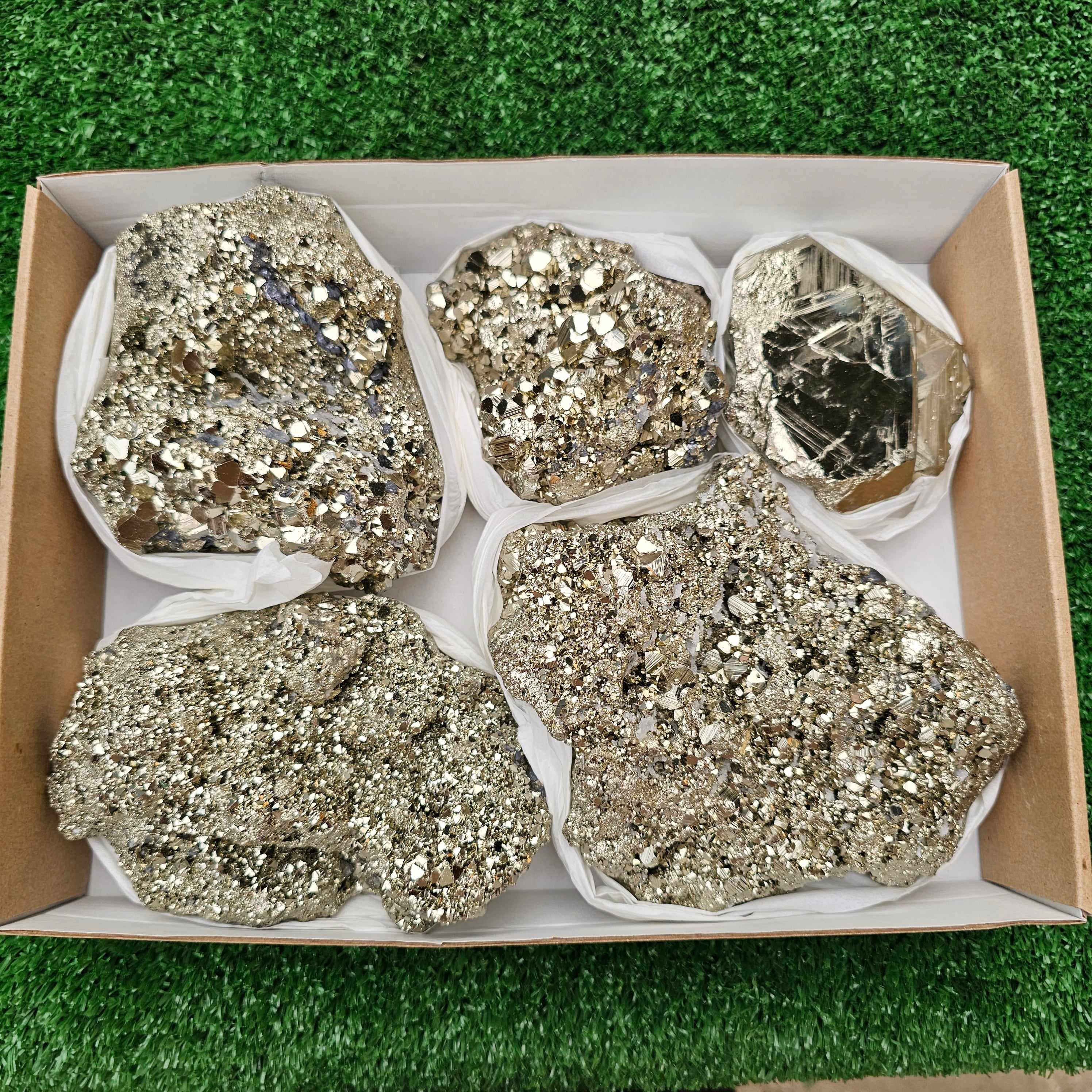 5 pc pyrite octahedral