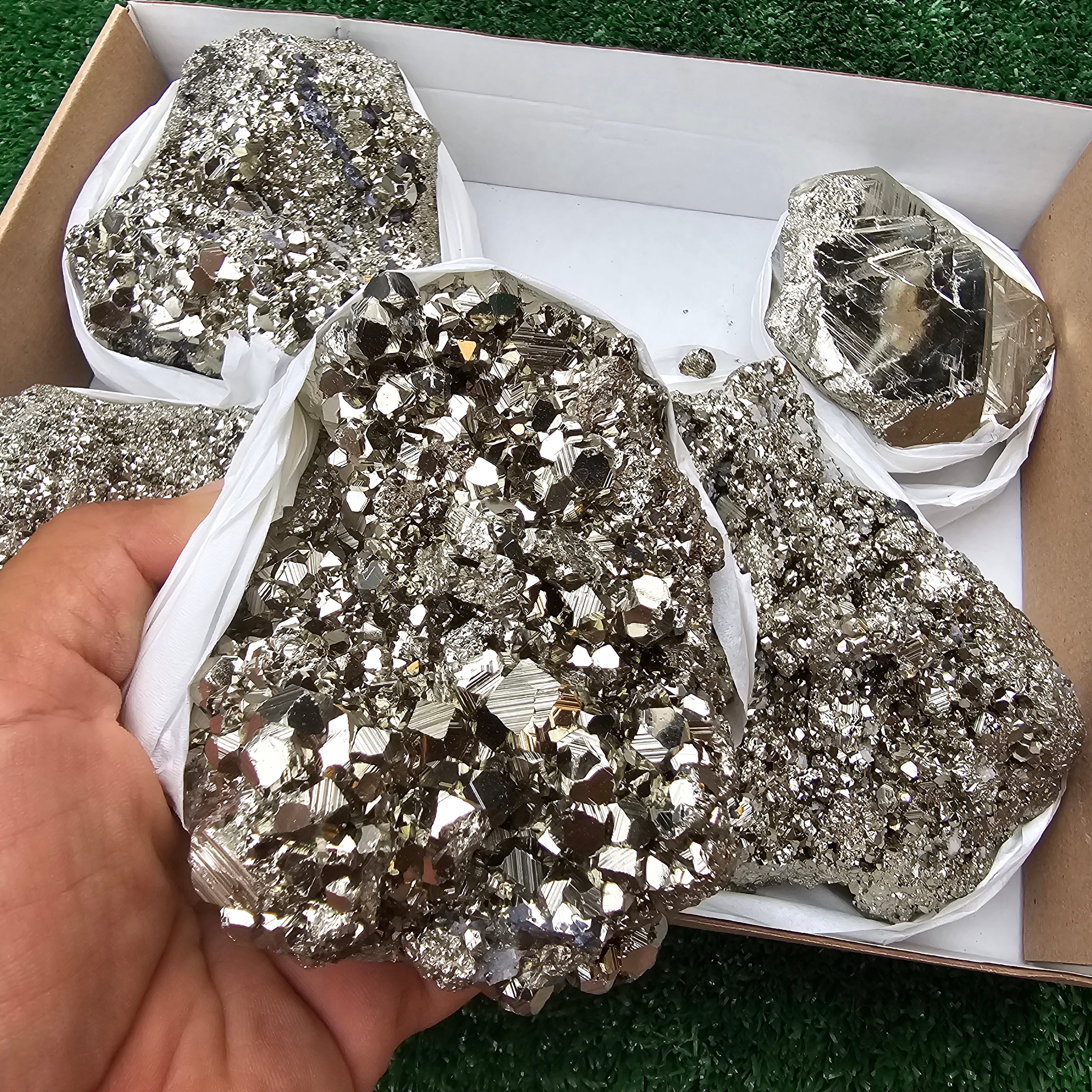 5 pc pyrite octahedral