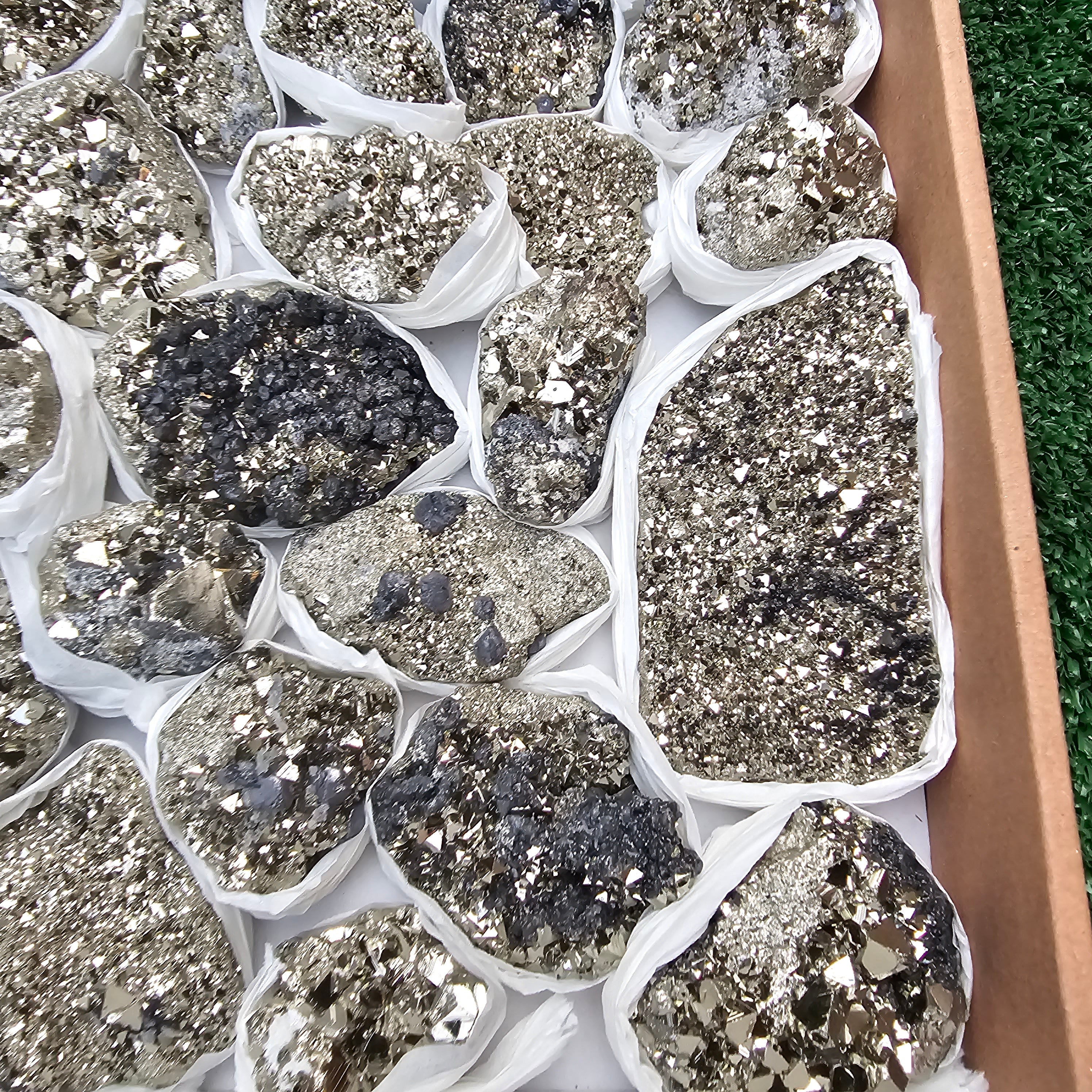 33 pc pyrite octahedral