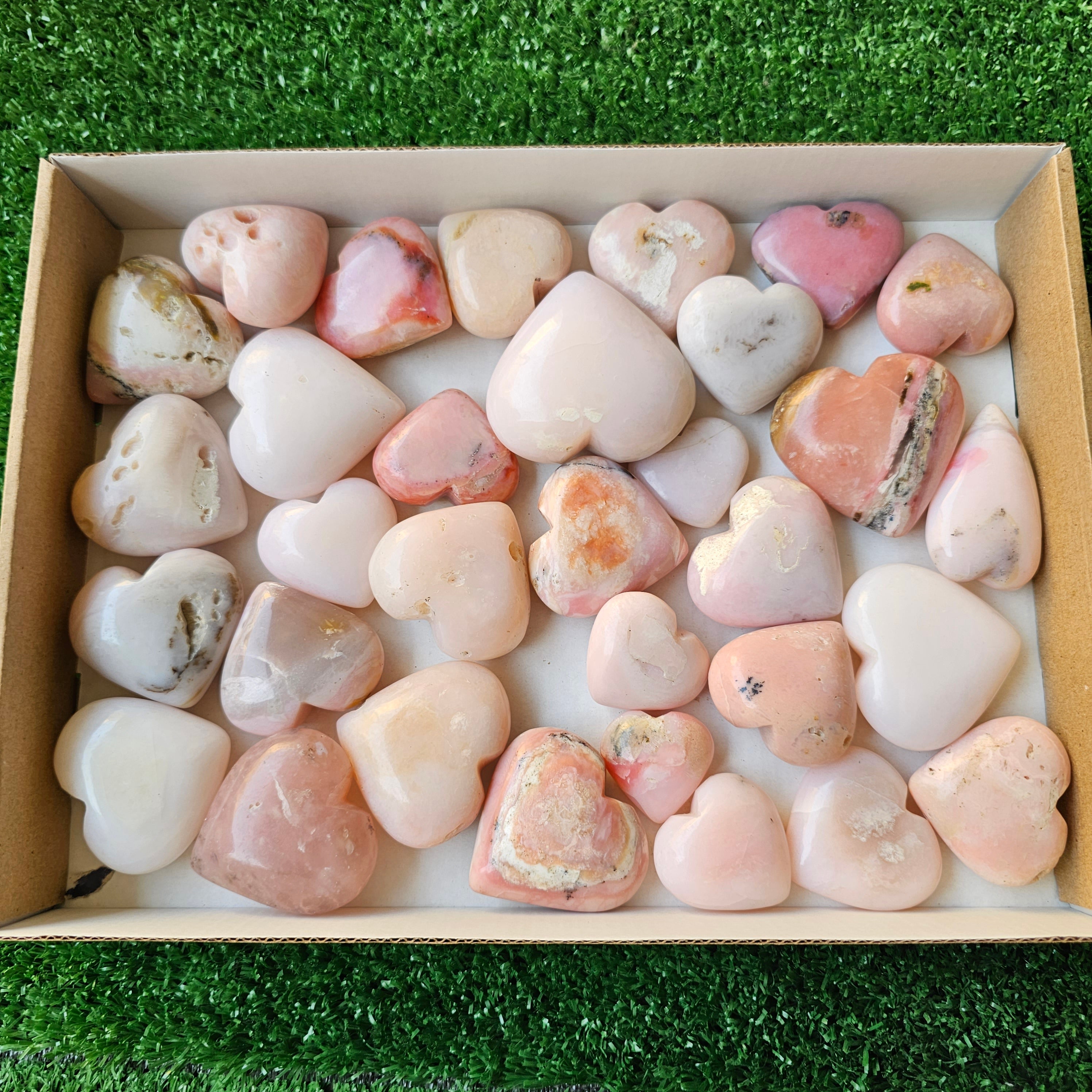 Lot 32 pcs pink opal hearts