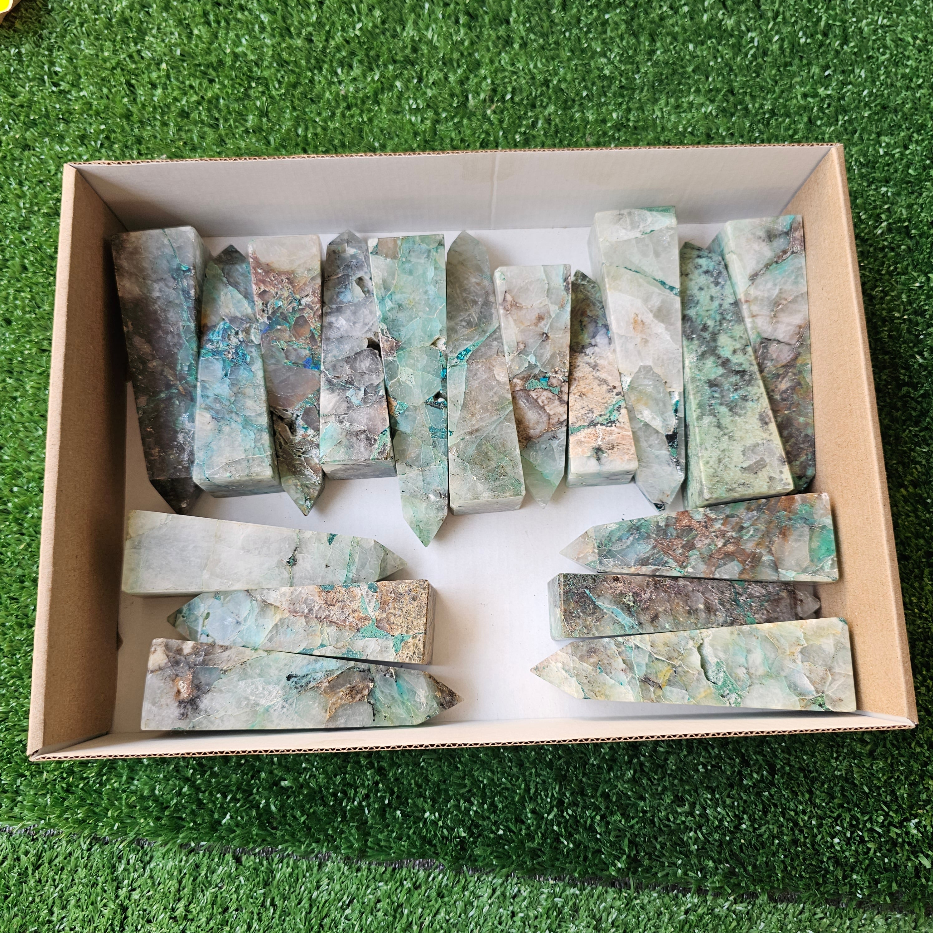 Lot 17 towers chrysocolla on quartz