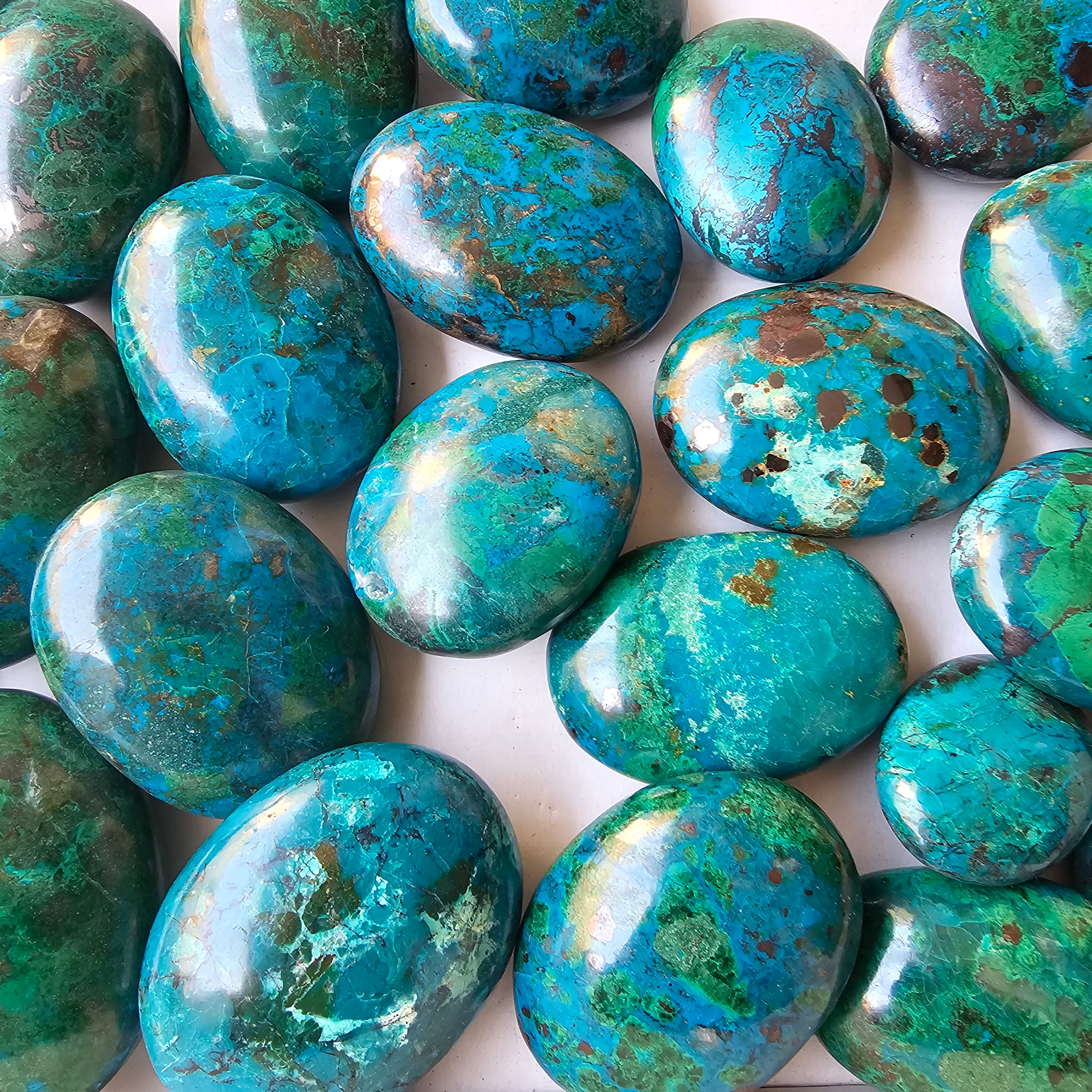 Lot 25 pcs chrysocolla palms