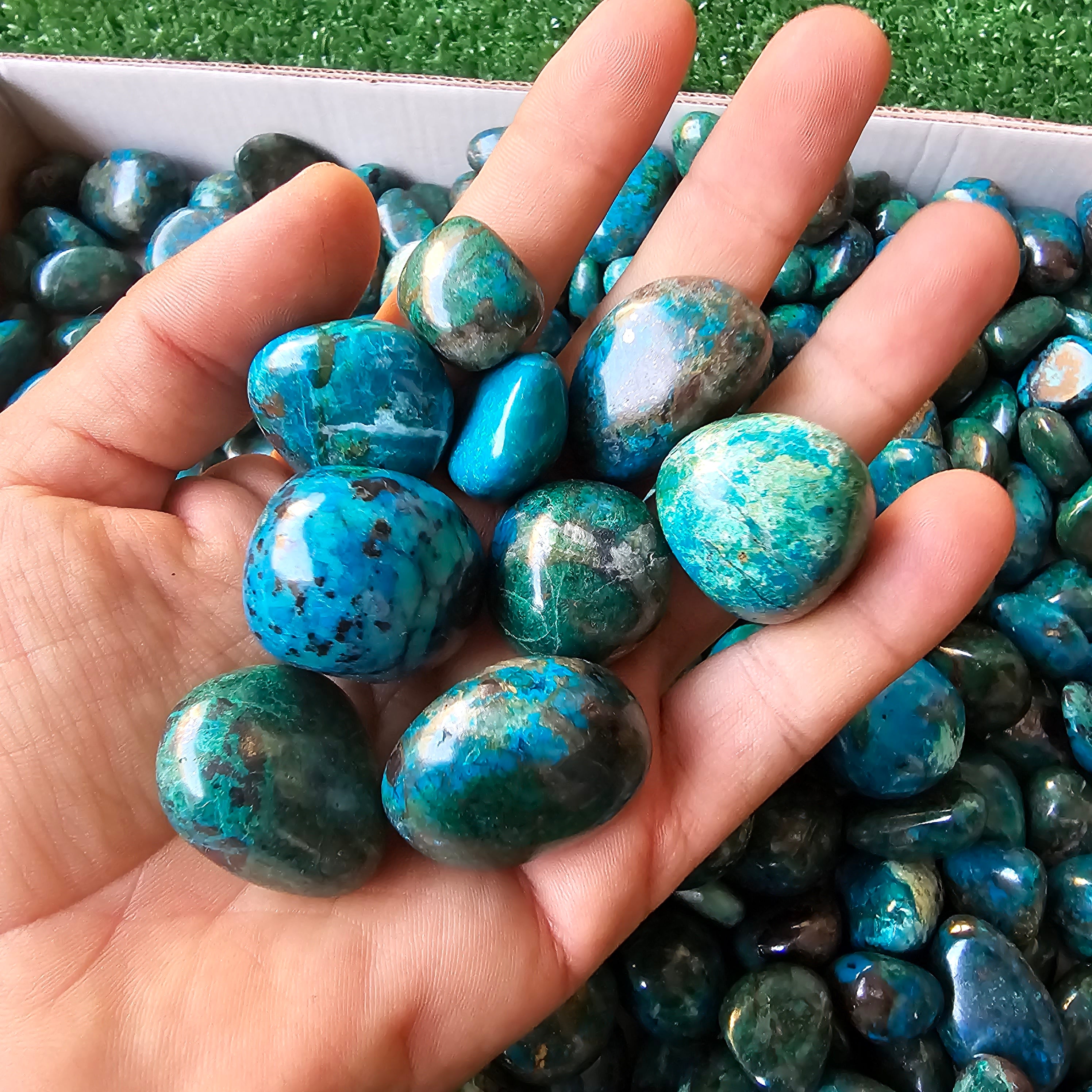 Lot 2 kg chrysocolla tumbled