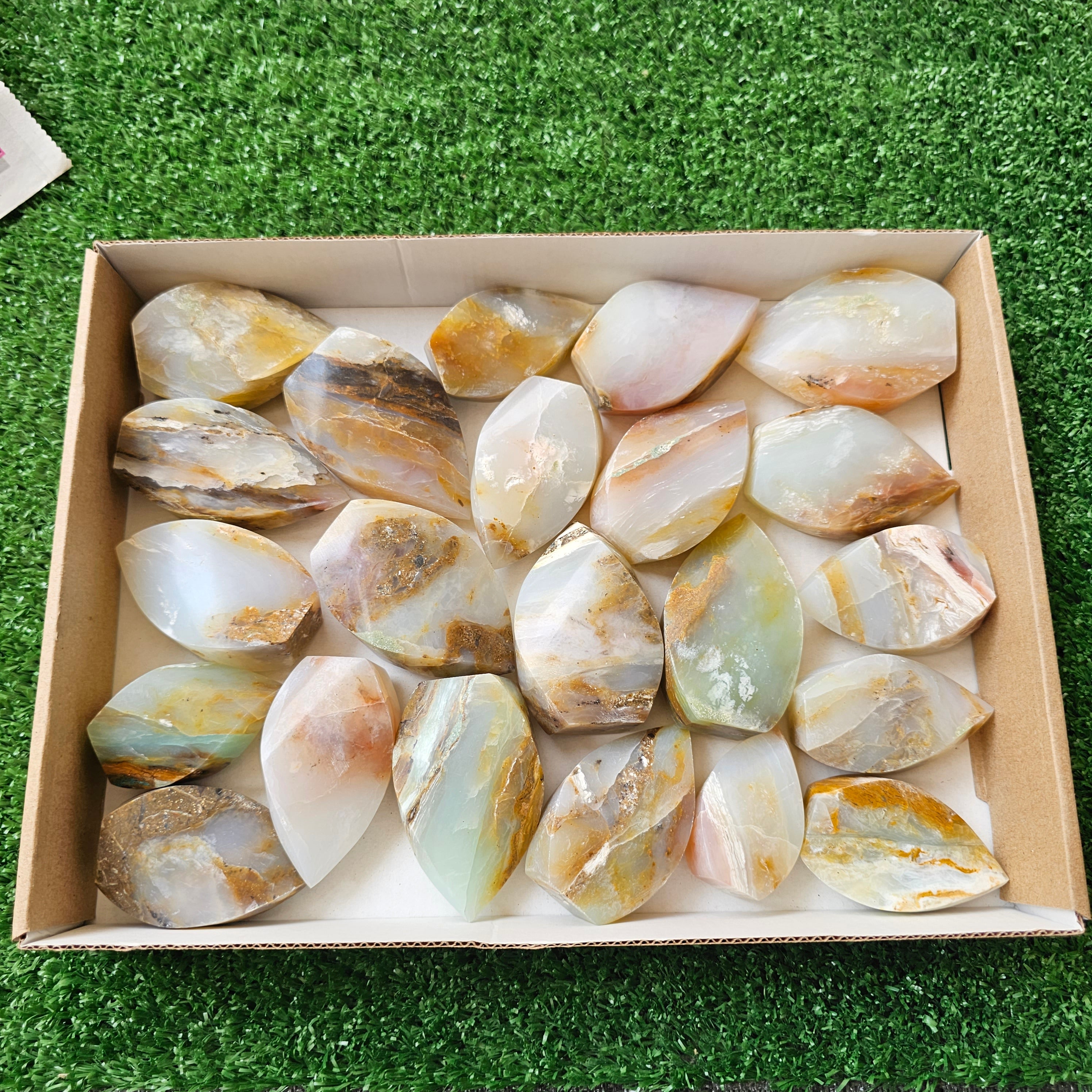 22 pc blue opal flames