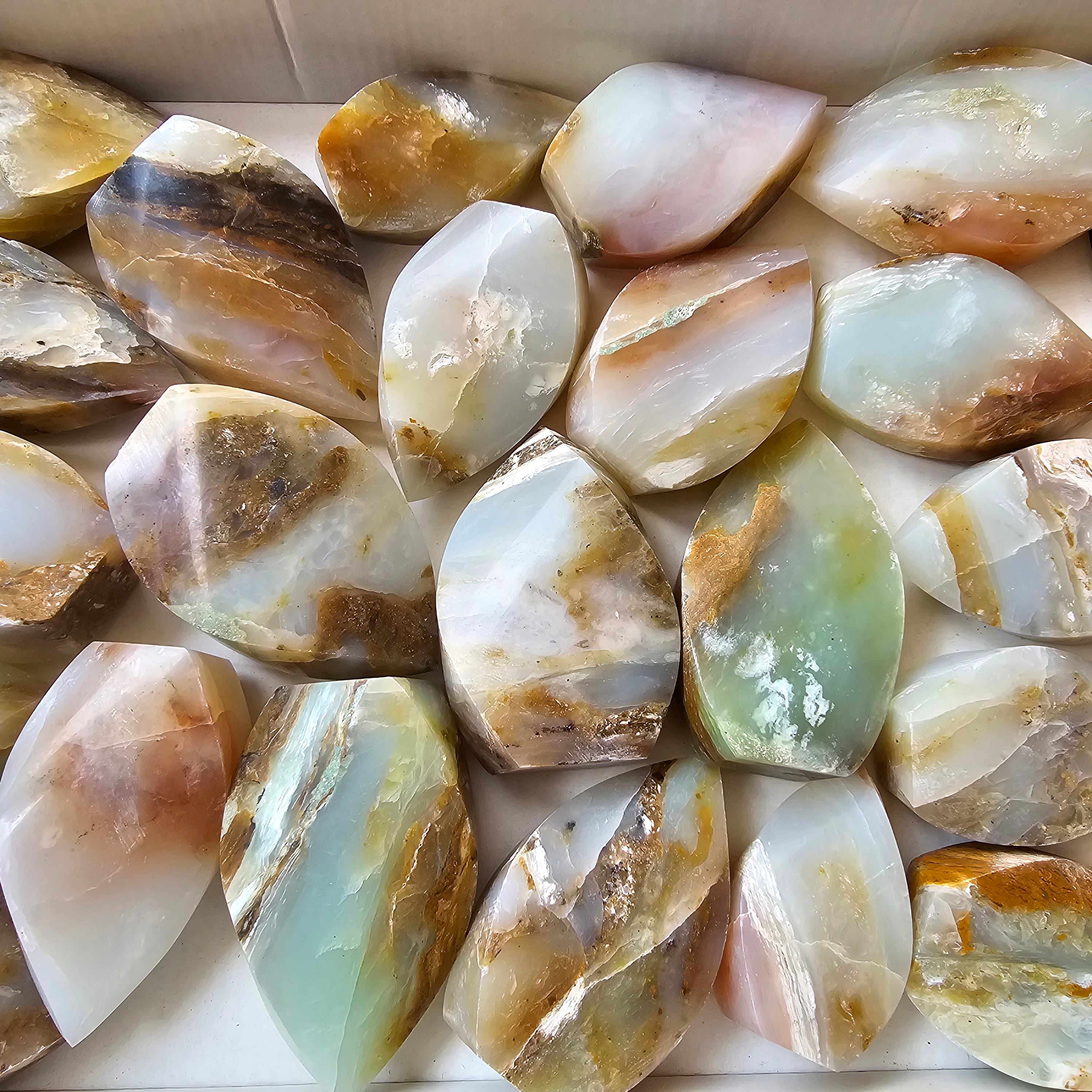 22 pc blue opal flames