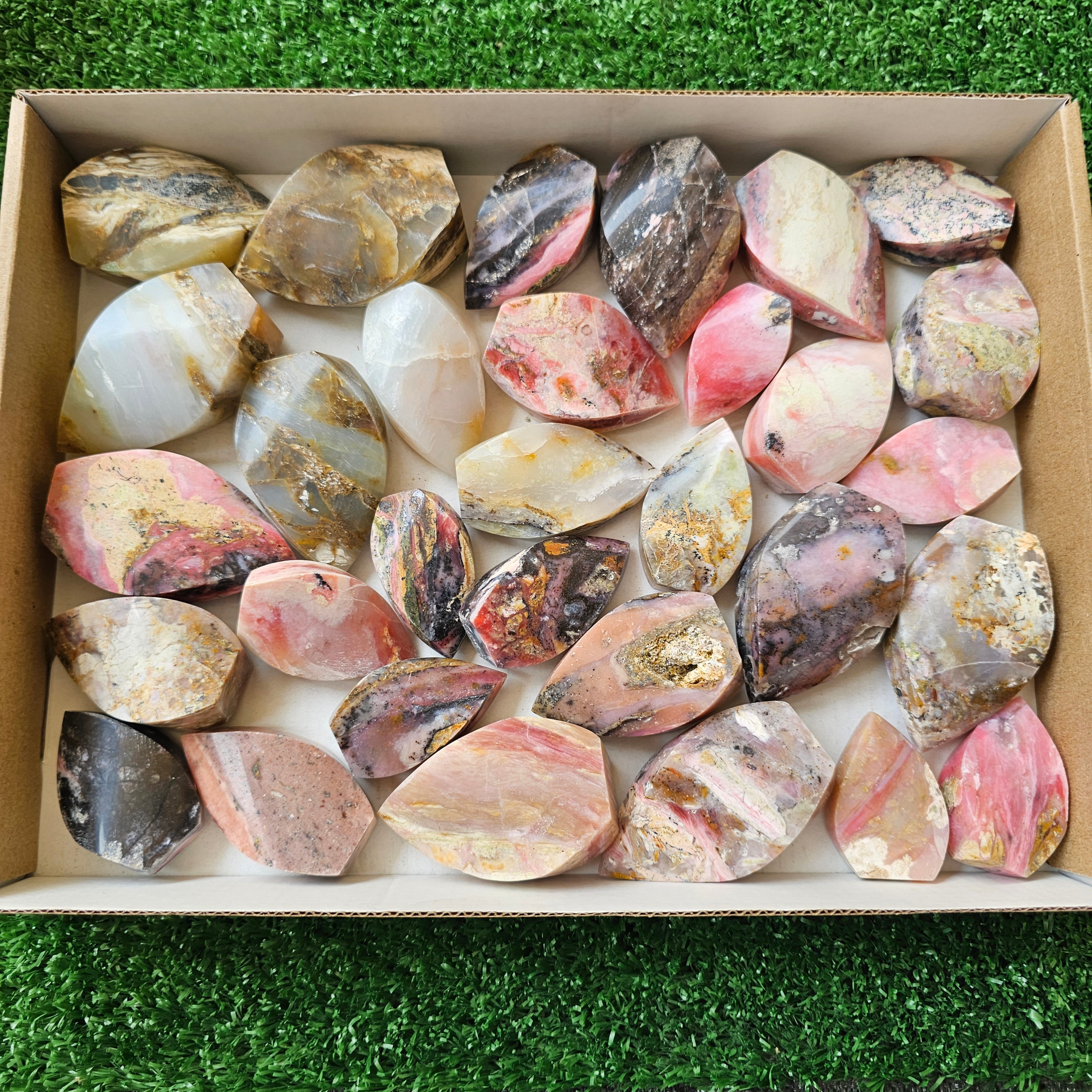 31 pc blue opal & strawberry pink opal flames