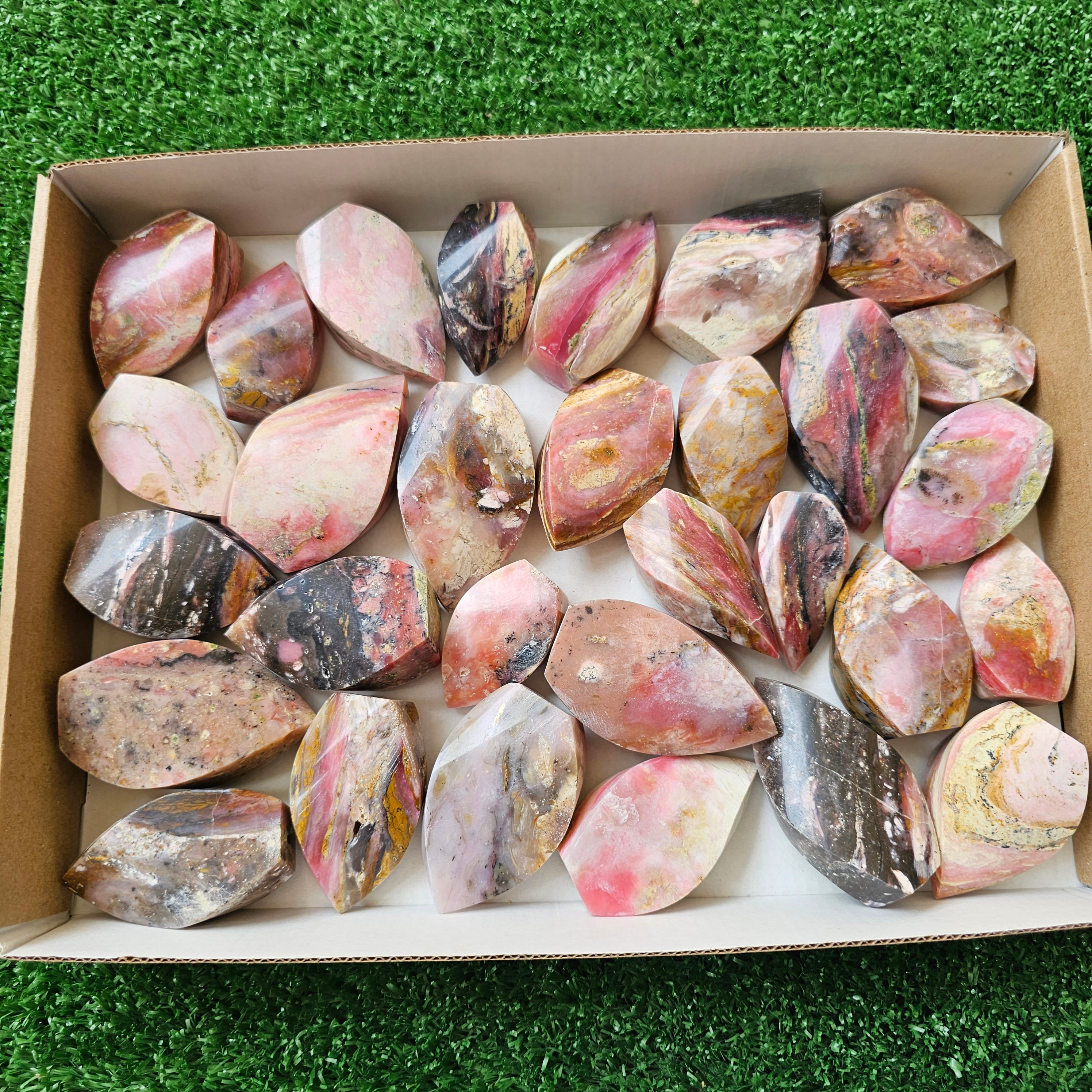 30 pc strawberry pink opal flames