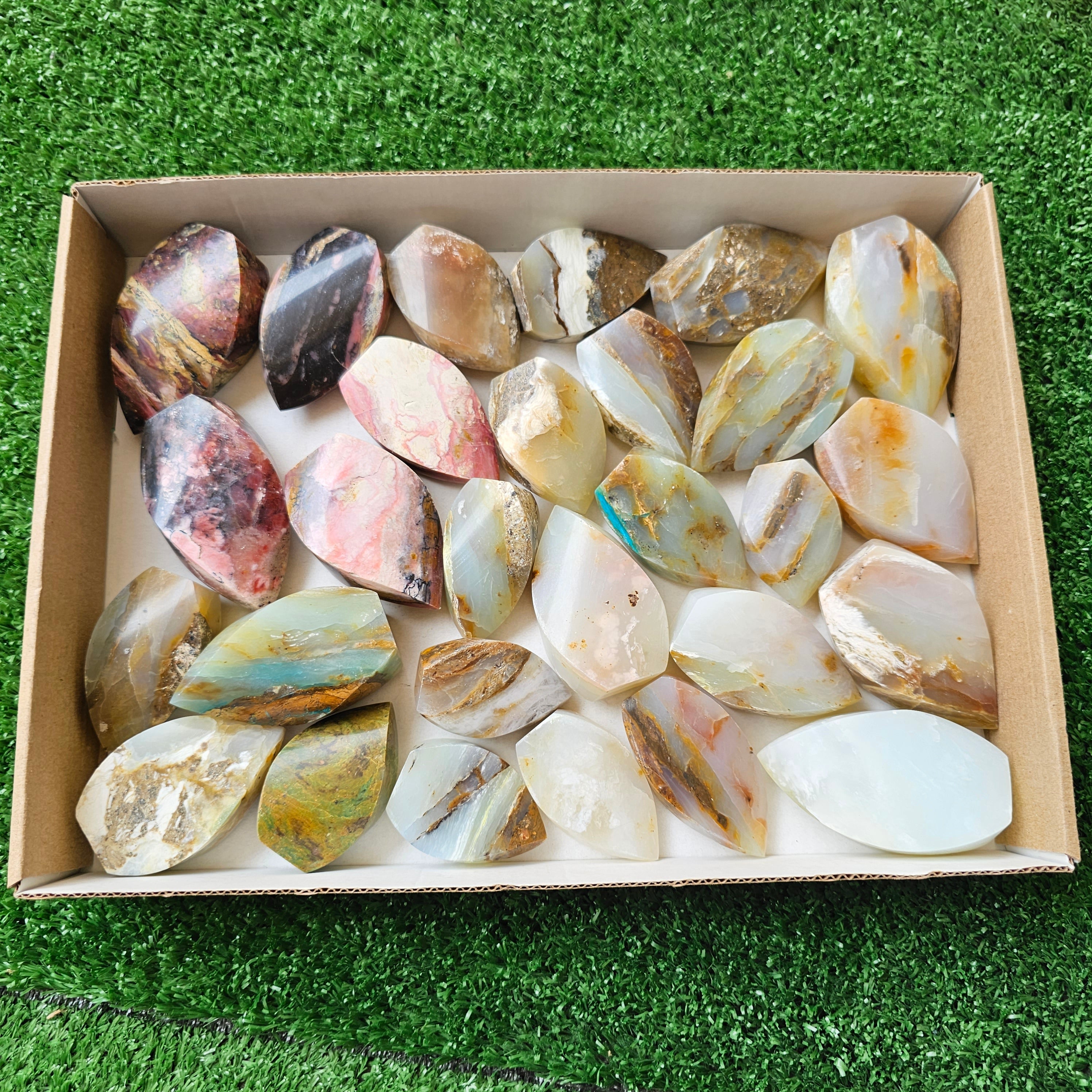 28 pc blue opal & strawberry pink opal flames
