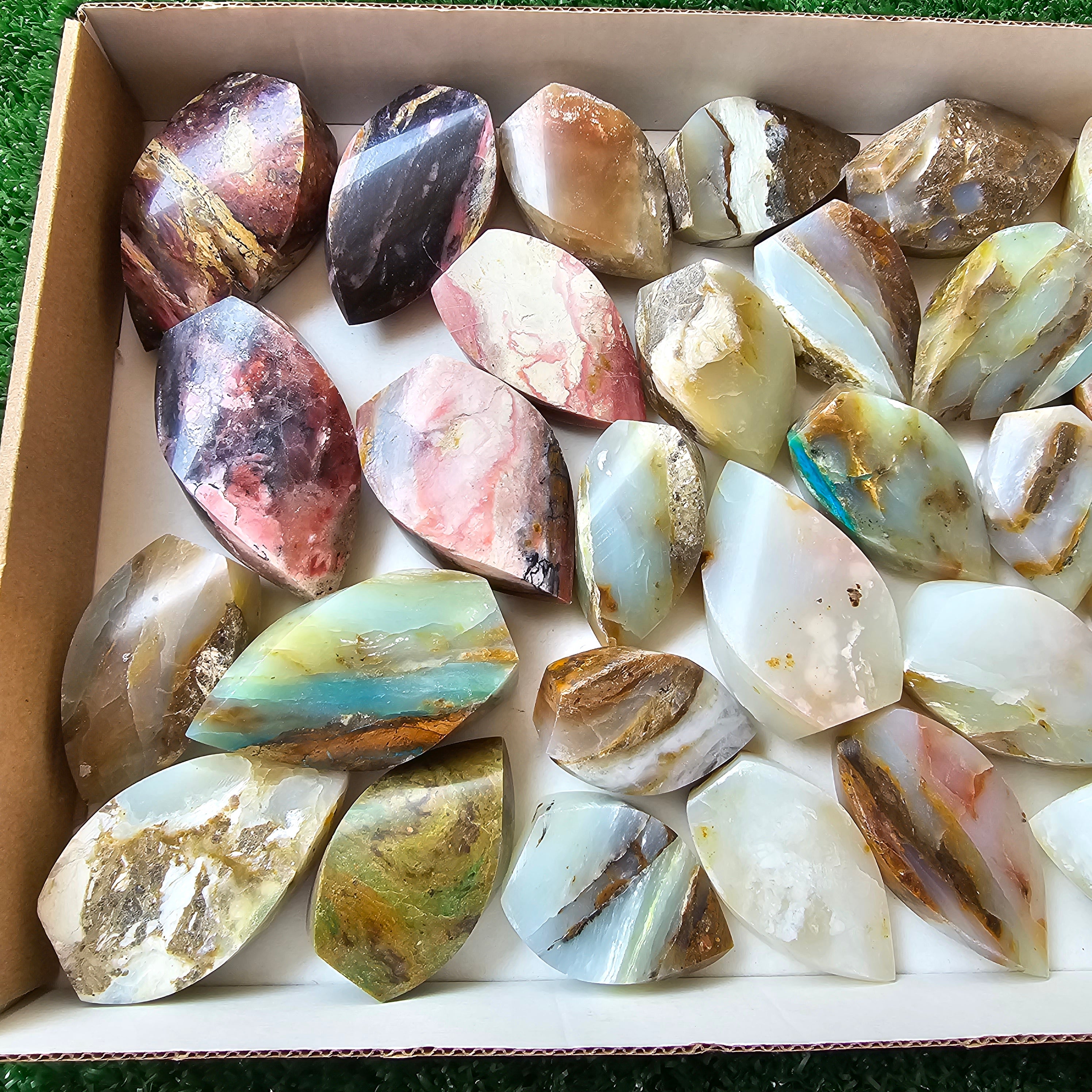 28 pc blue opal & strawberry pink opal flames