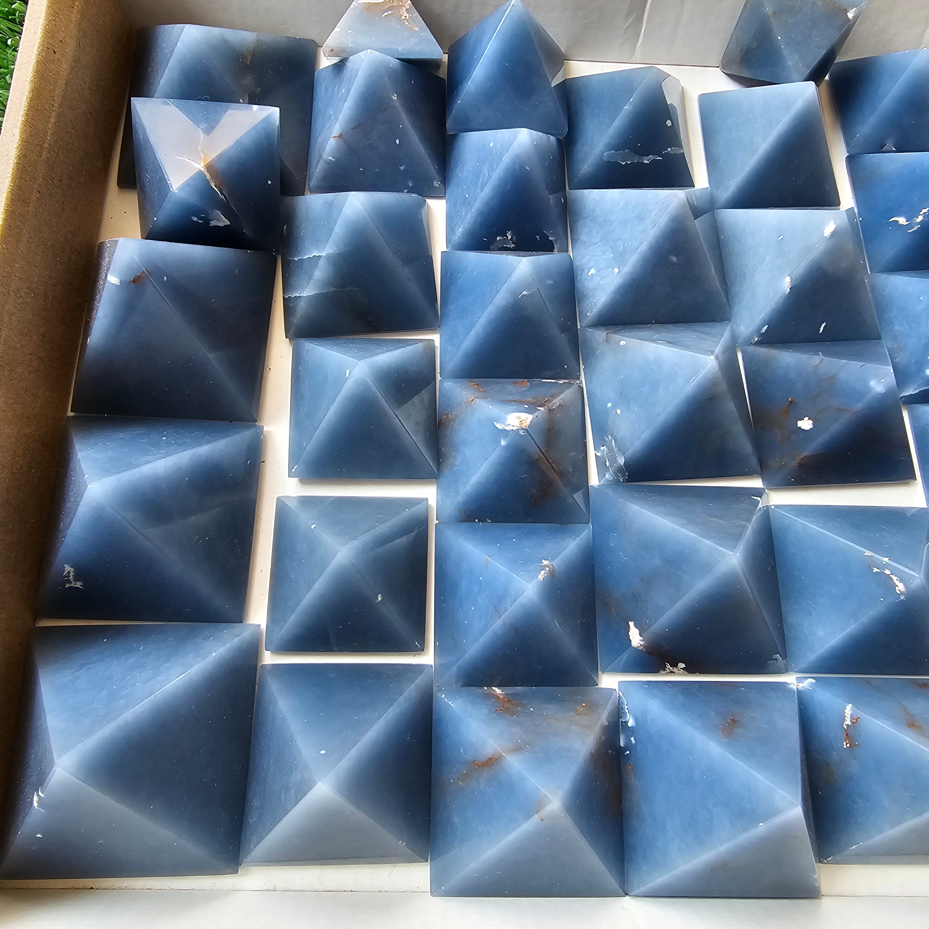 40 pc blue angelite pyramids