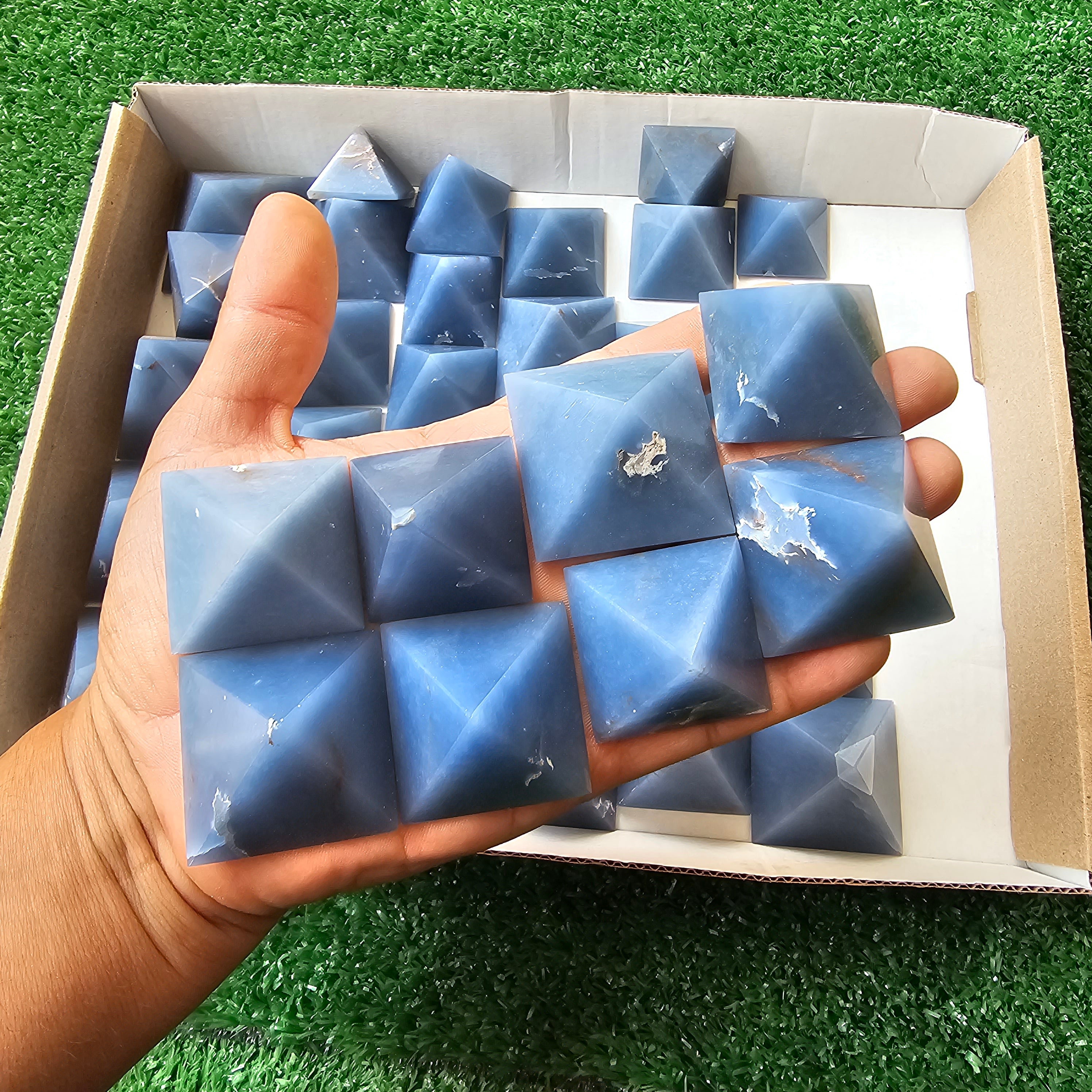40 pc blue angelite pyramids