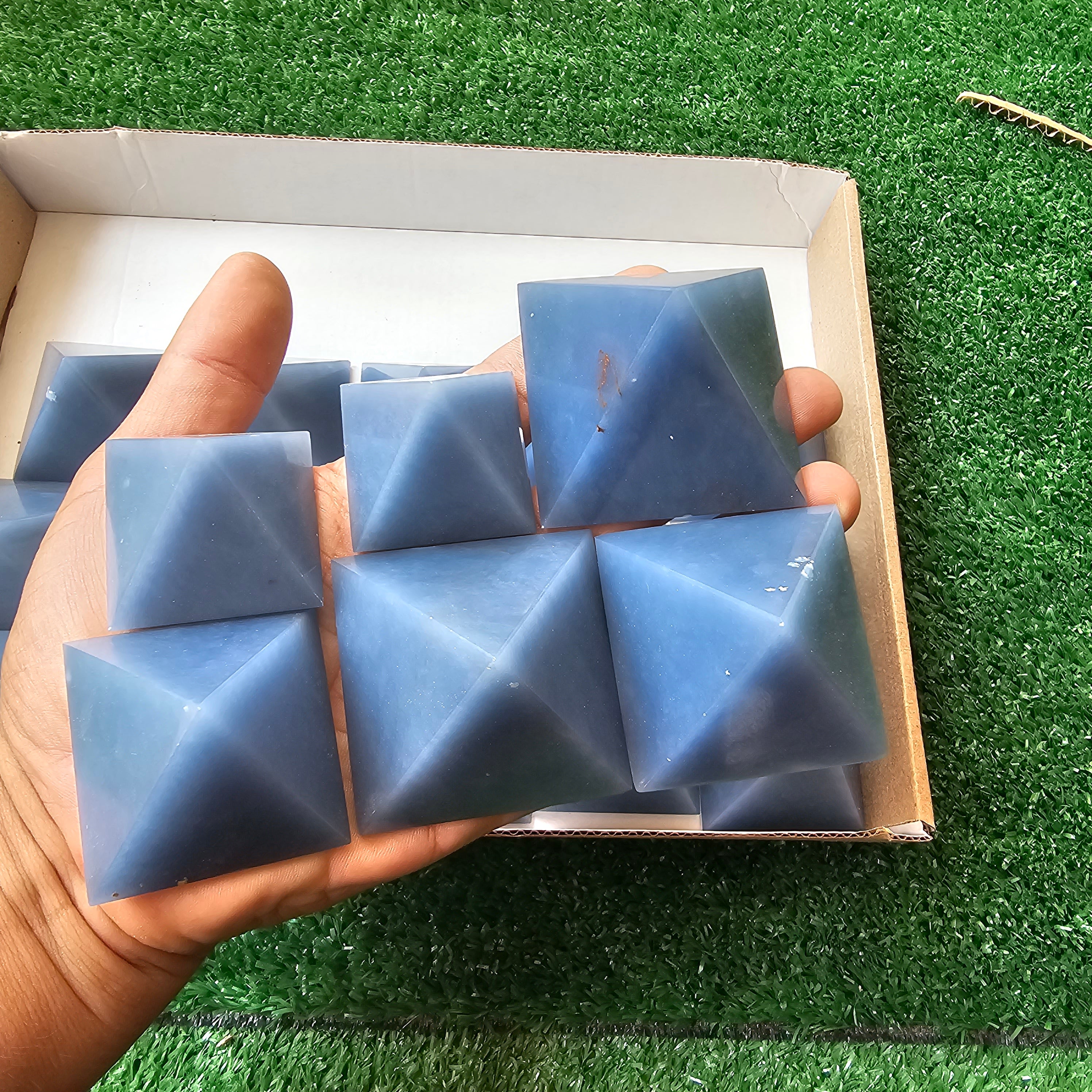 21 pc blue angelite pyramids