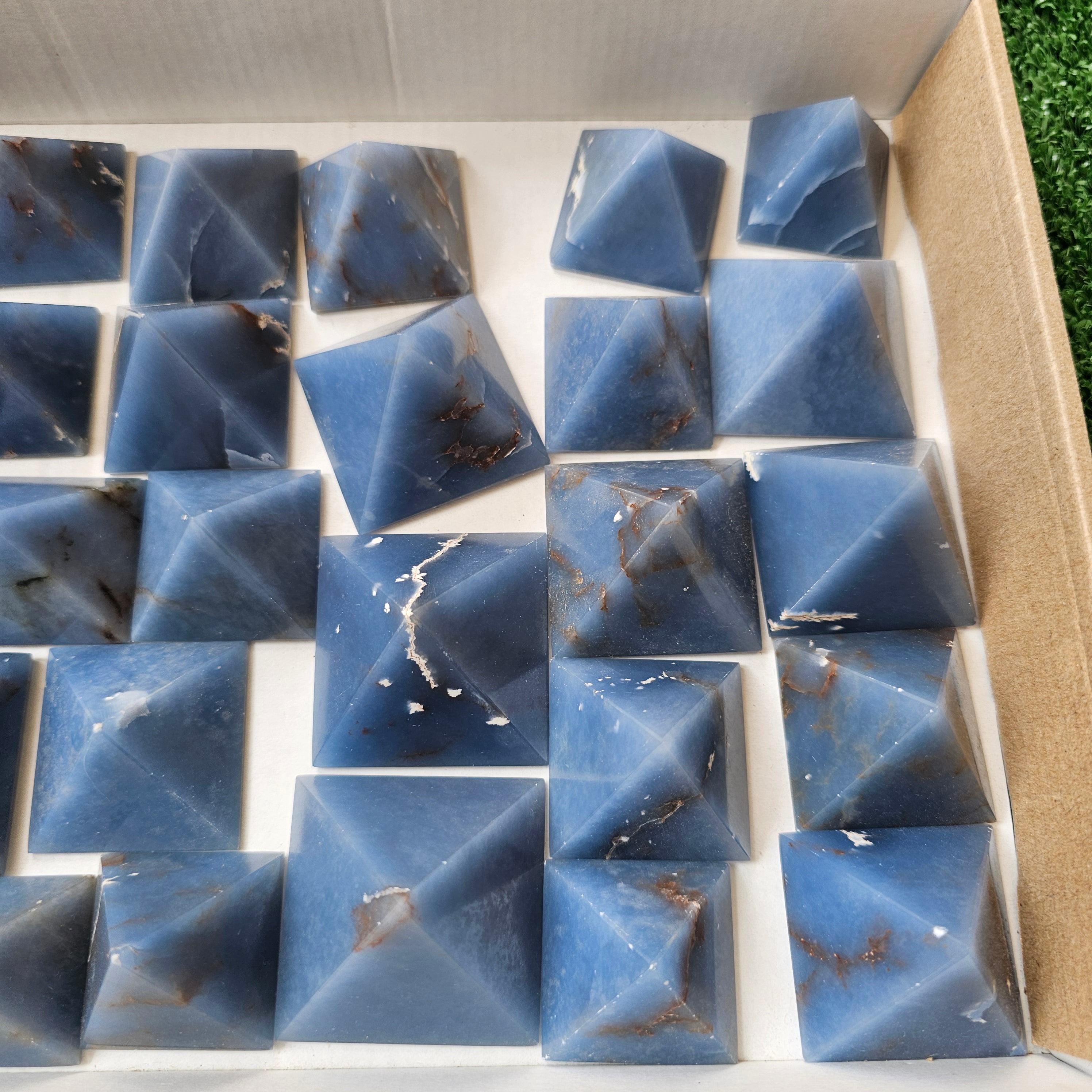 31 pc blue angelite pyramids