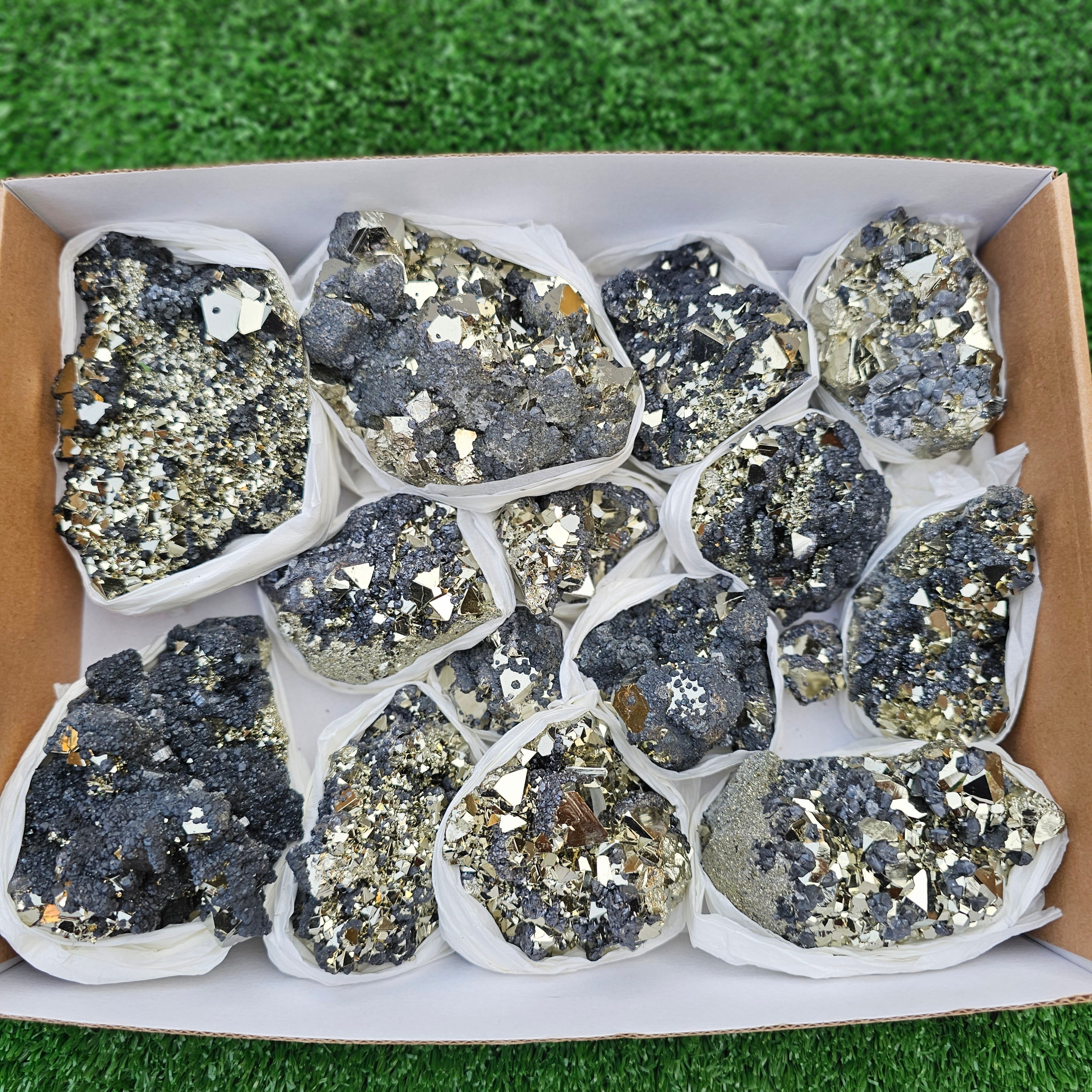 14 pc pyrite octahedral with sphalerite