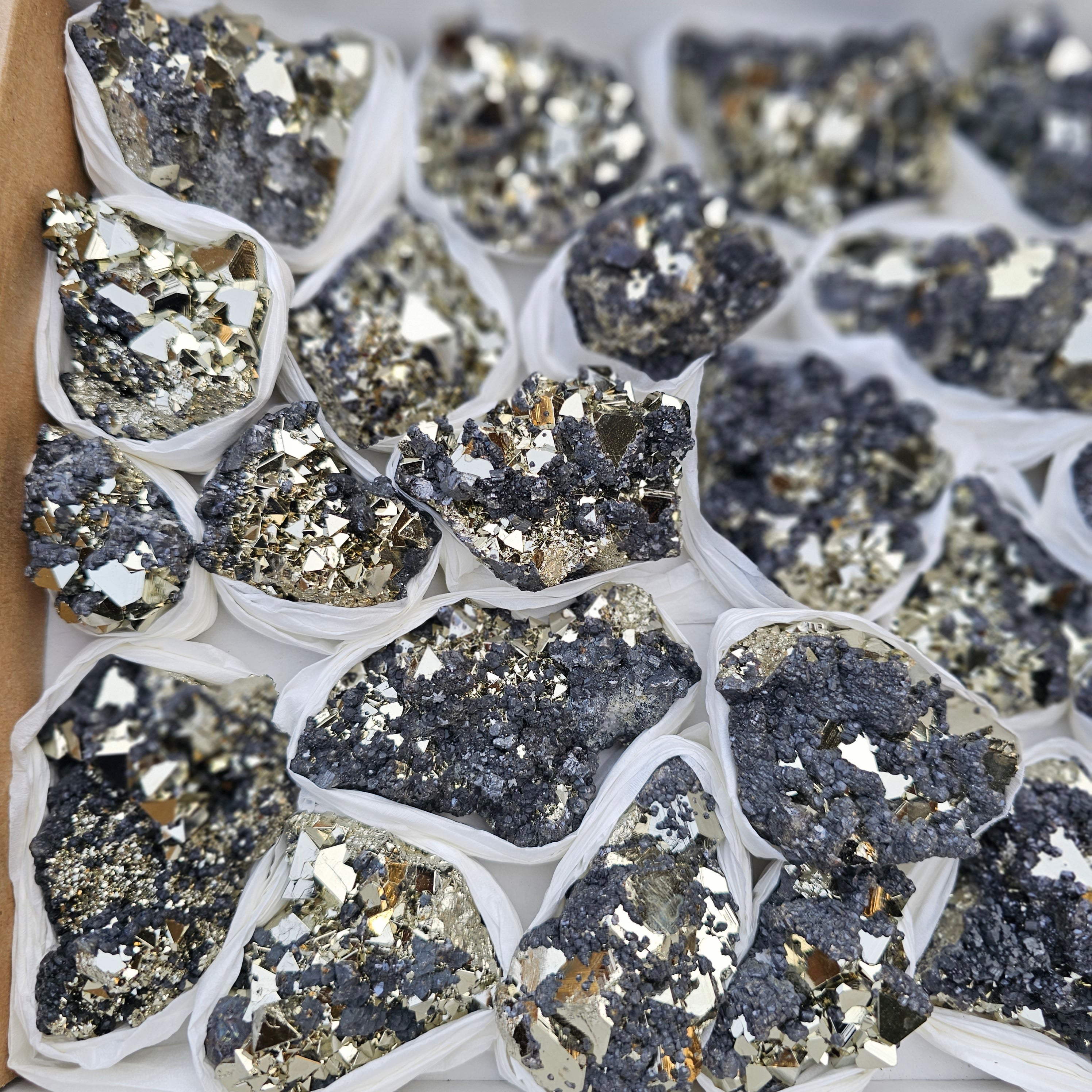 27 pc pyrite octahedral with sphalerite
