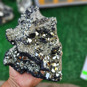 pyrite octahedral with sphalerite