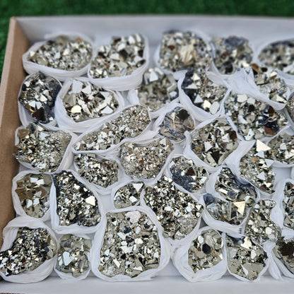 38 pc pyrite octahedral with sphalerite