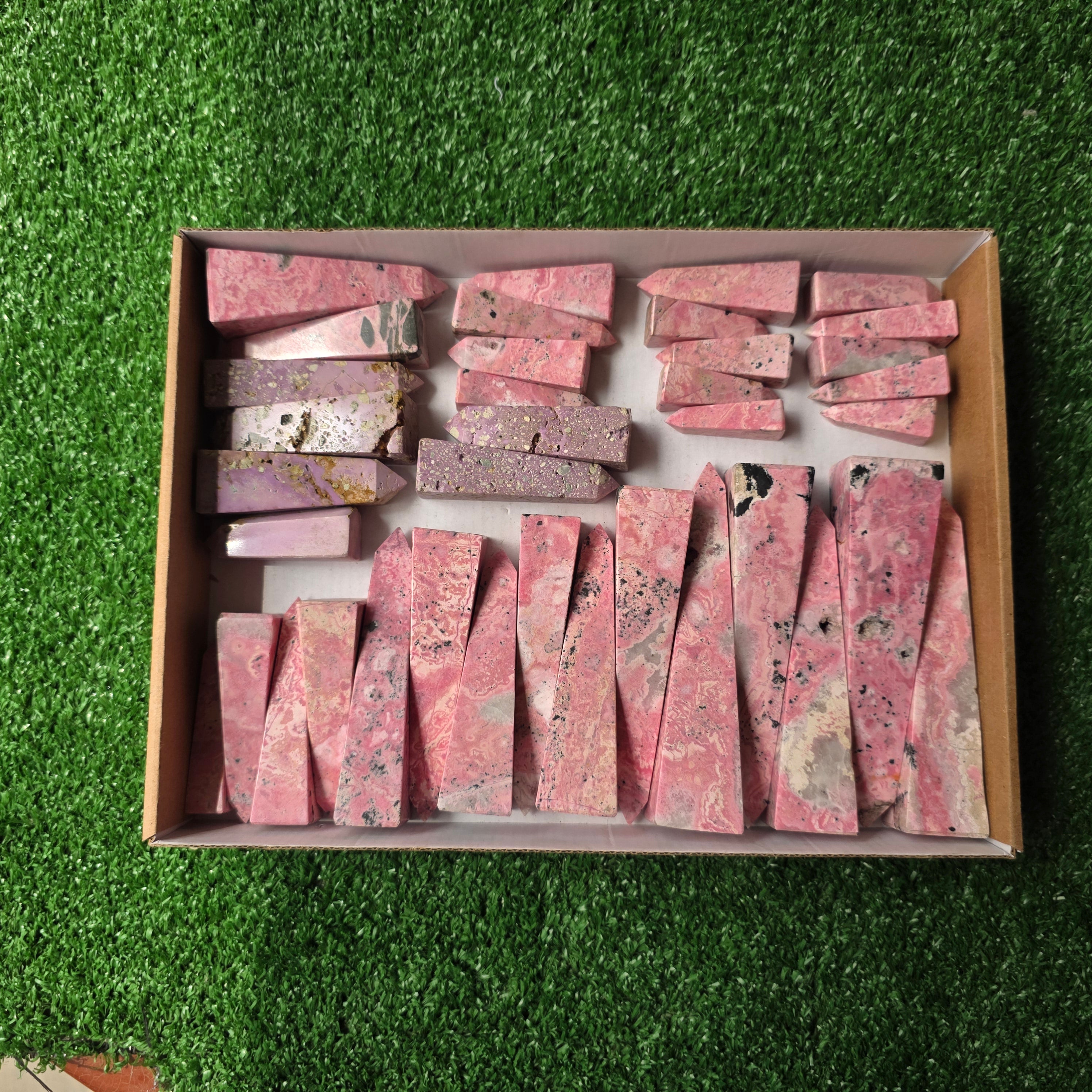 lot 37 pcs Rhodonite and Phosphosiderite tower