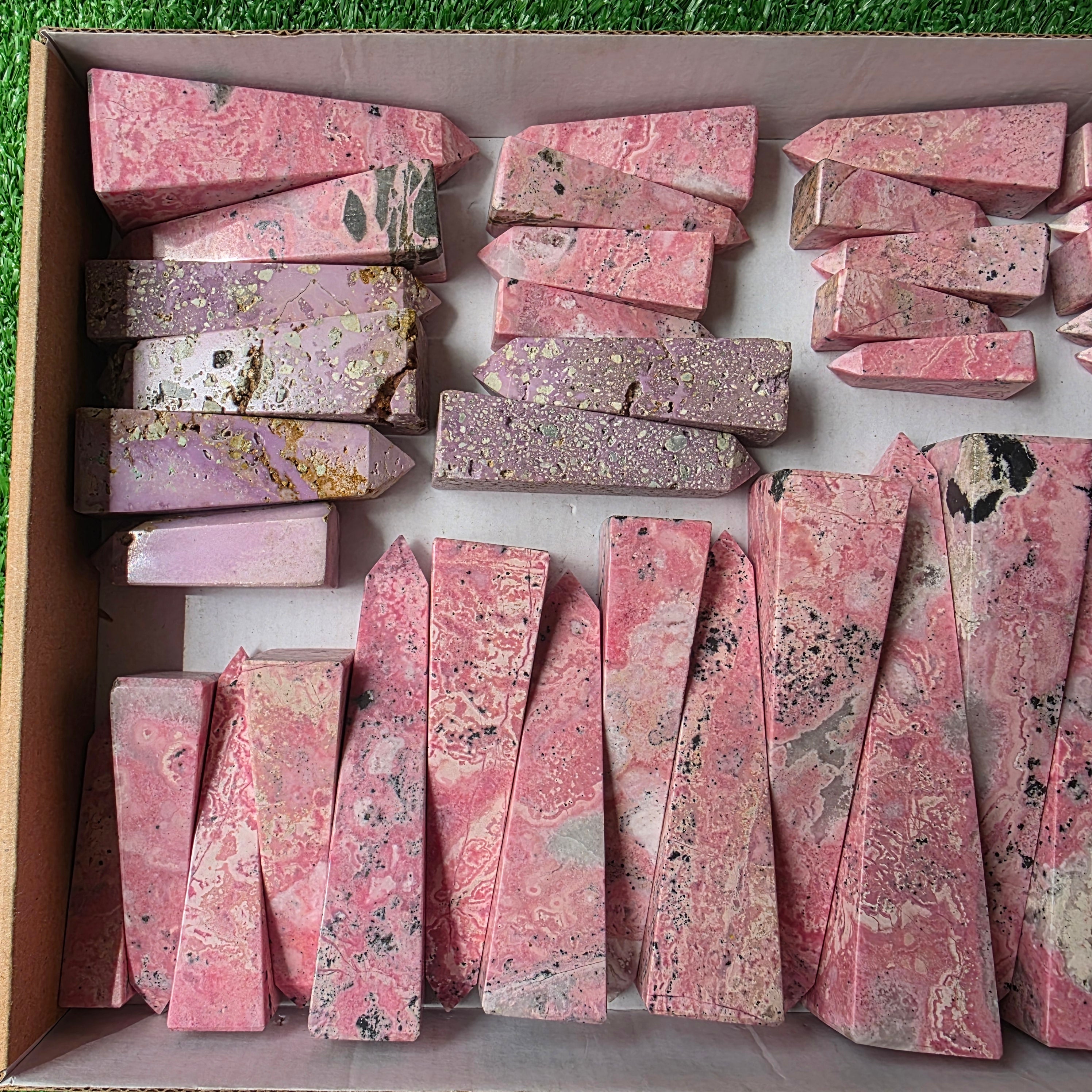 lot 37 pcs Rhodonite and Phosphosiderite tower