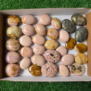 Lot 32 pcs Covellite and Phosphosiderite Palm