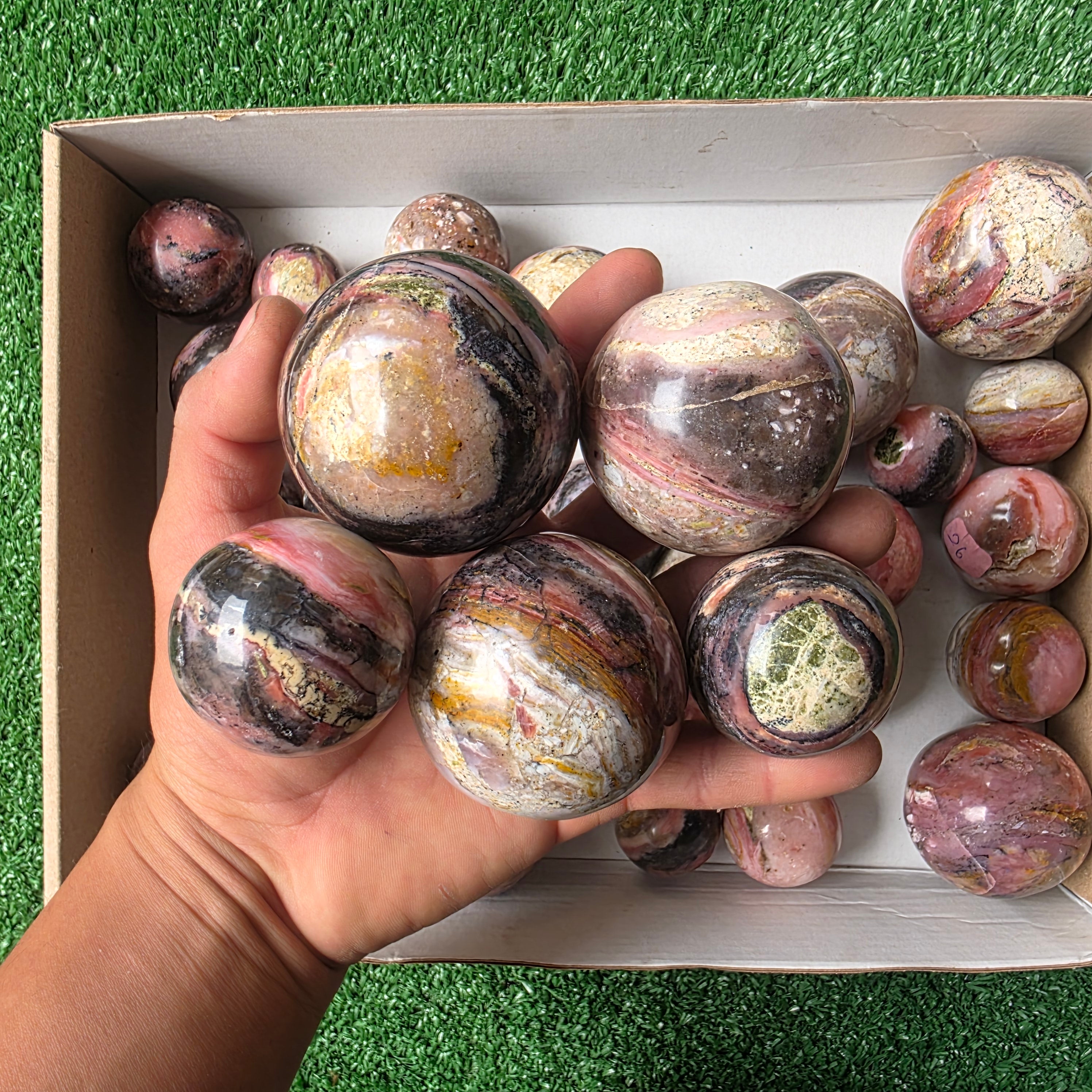 Lot 35 pcs strawberry pink opal Sphere