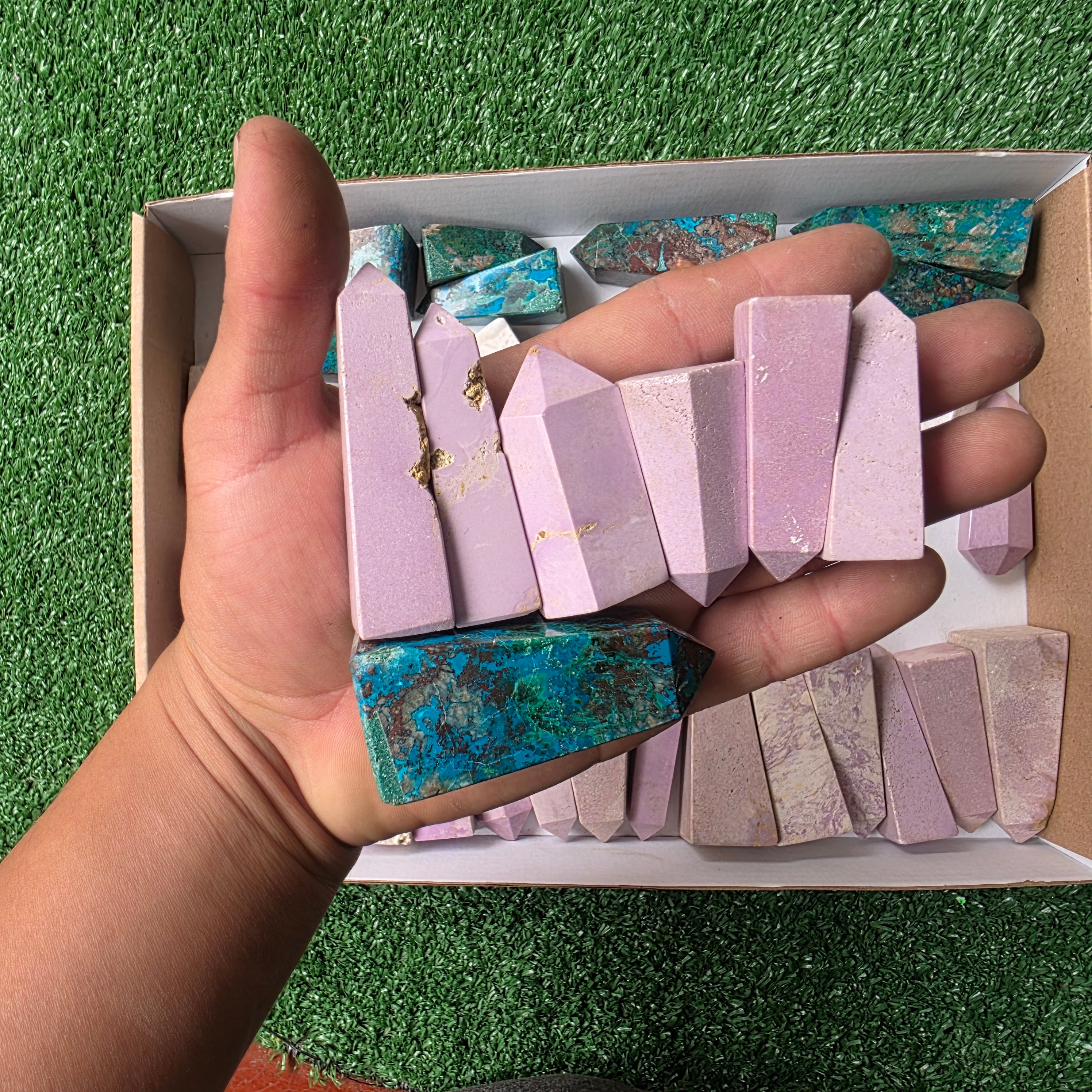 Lot 44 pcs Phosphosiderite, Chrysocolla and Mangano Calcite Tower