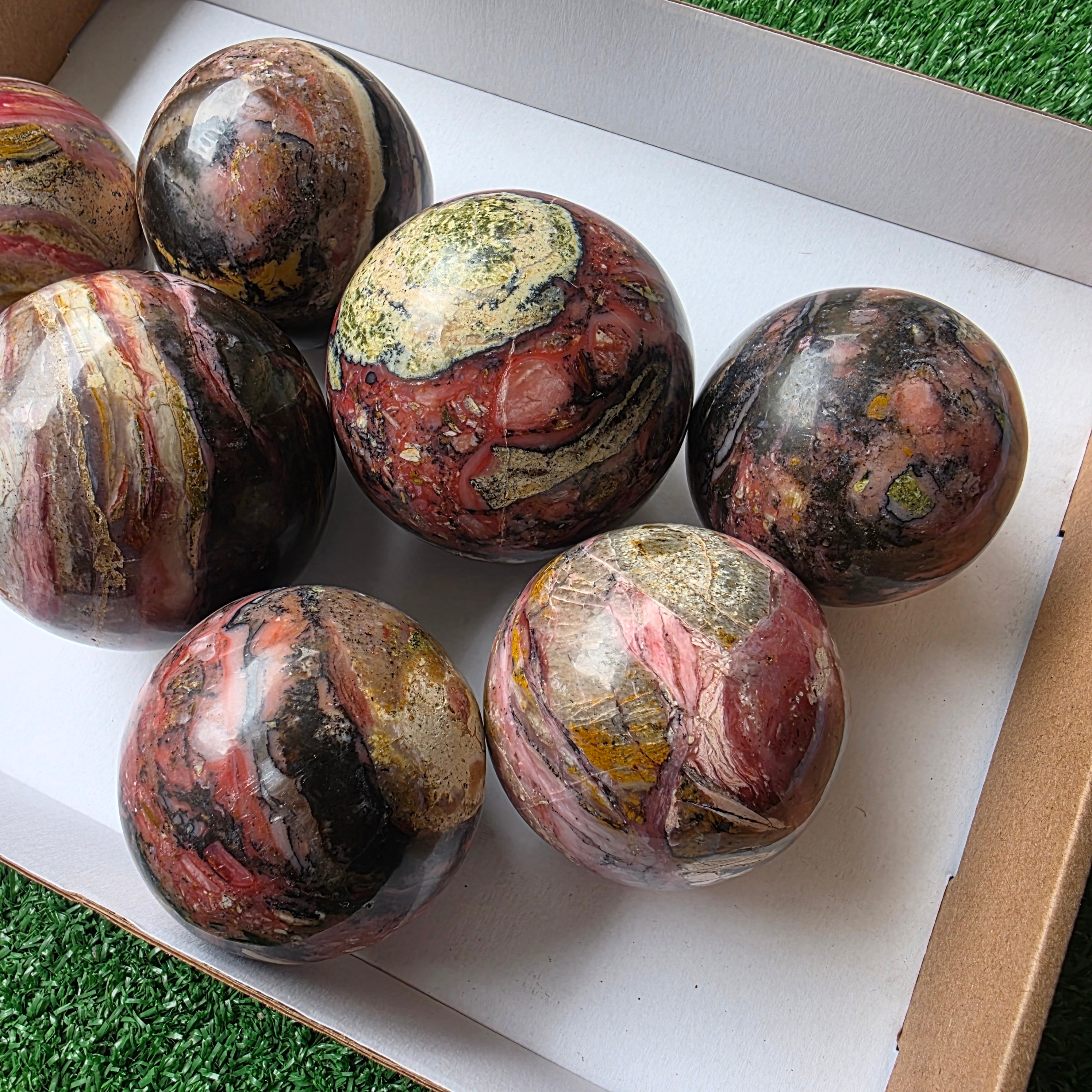 Lot 7 pcs strawberry pink opal Sphere